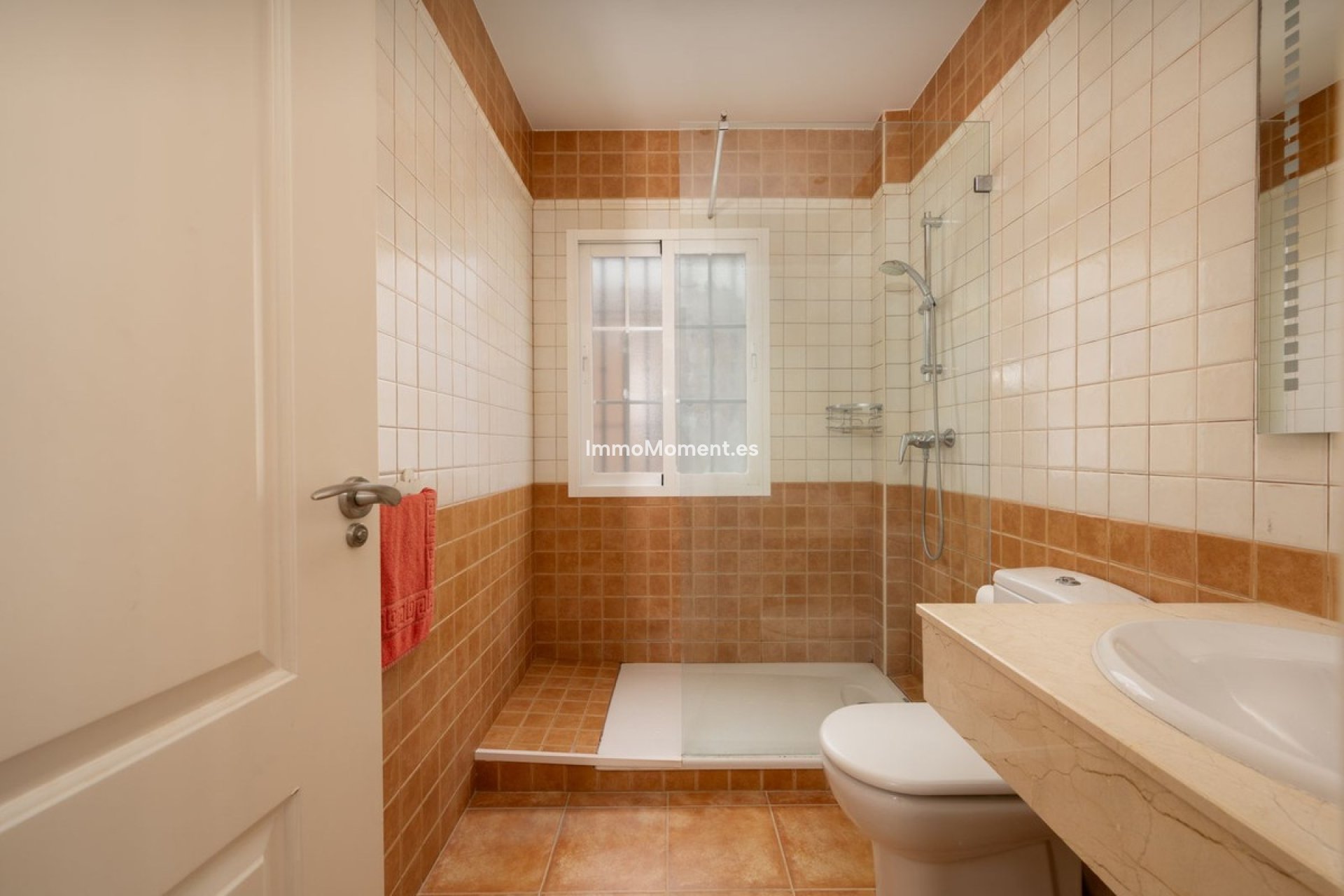 Resale - Villa - Marbella - Elviria