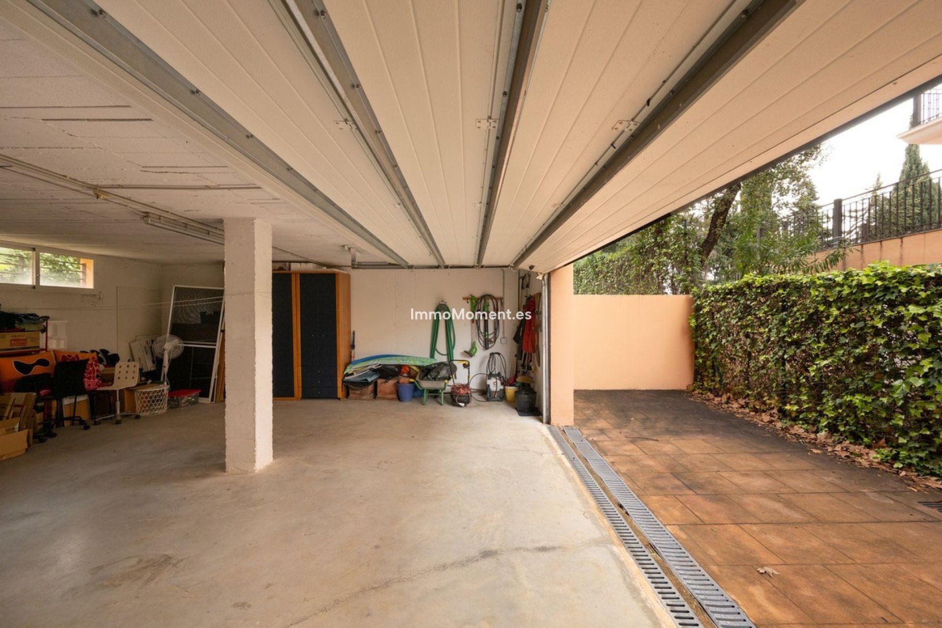 Resale - Villa - Marbella - Elviria