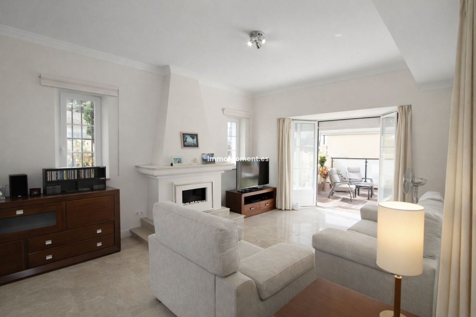 Resale - Villa - Marbella - Elviria