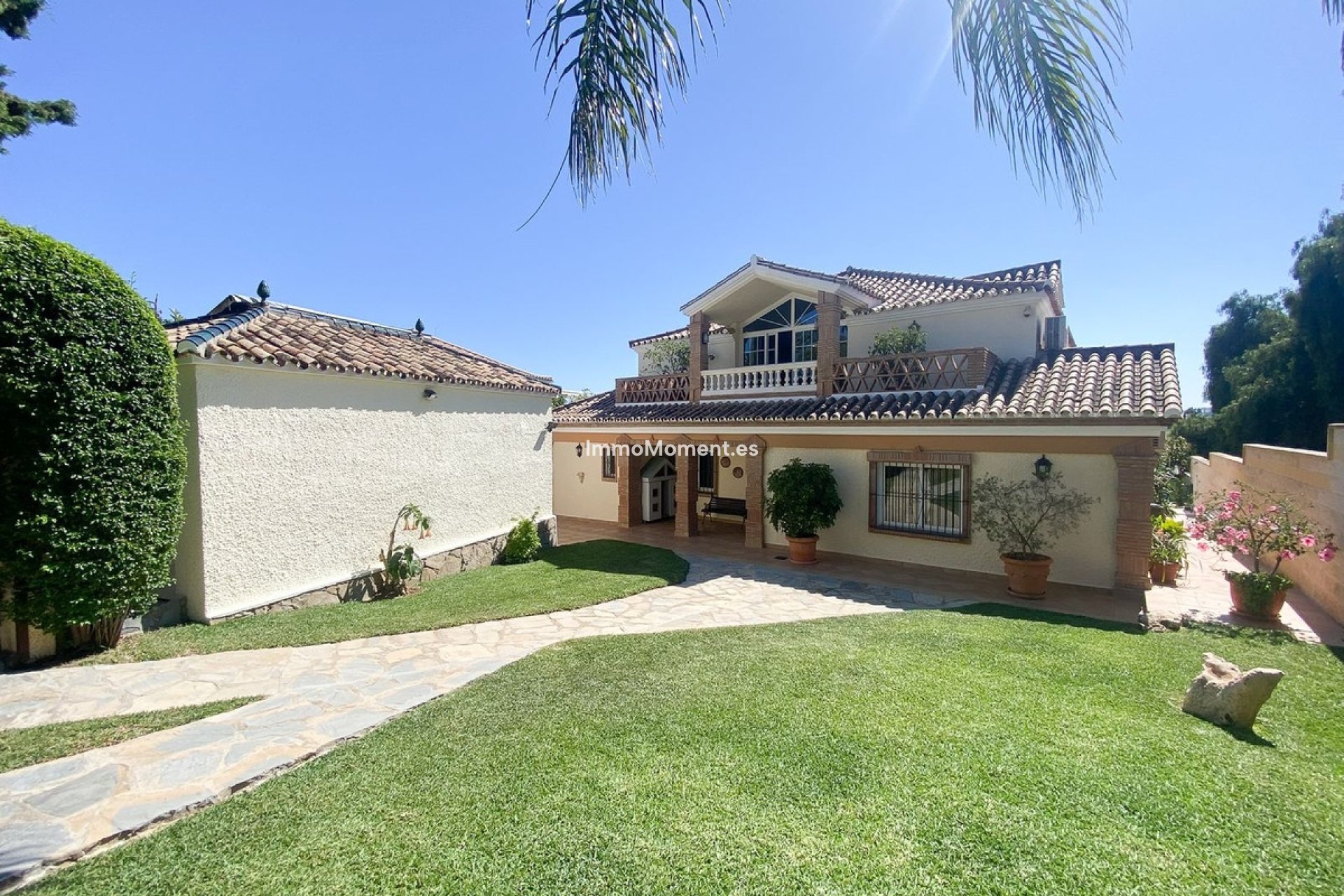 Resale - Villa - Marbella - Guadalmina Alta