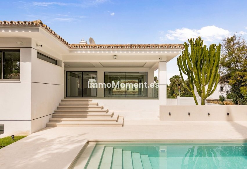 Resale - Villa - Marbella - Guadalmina Alta