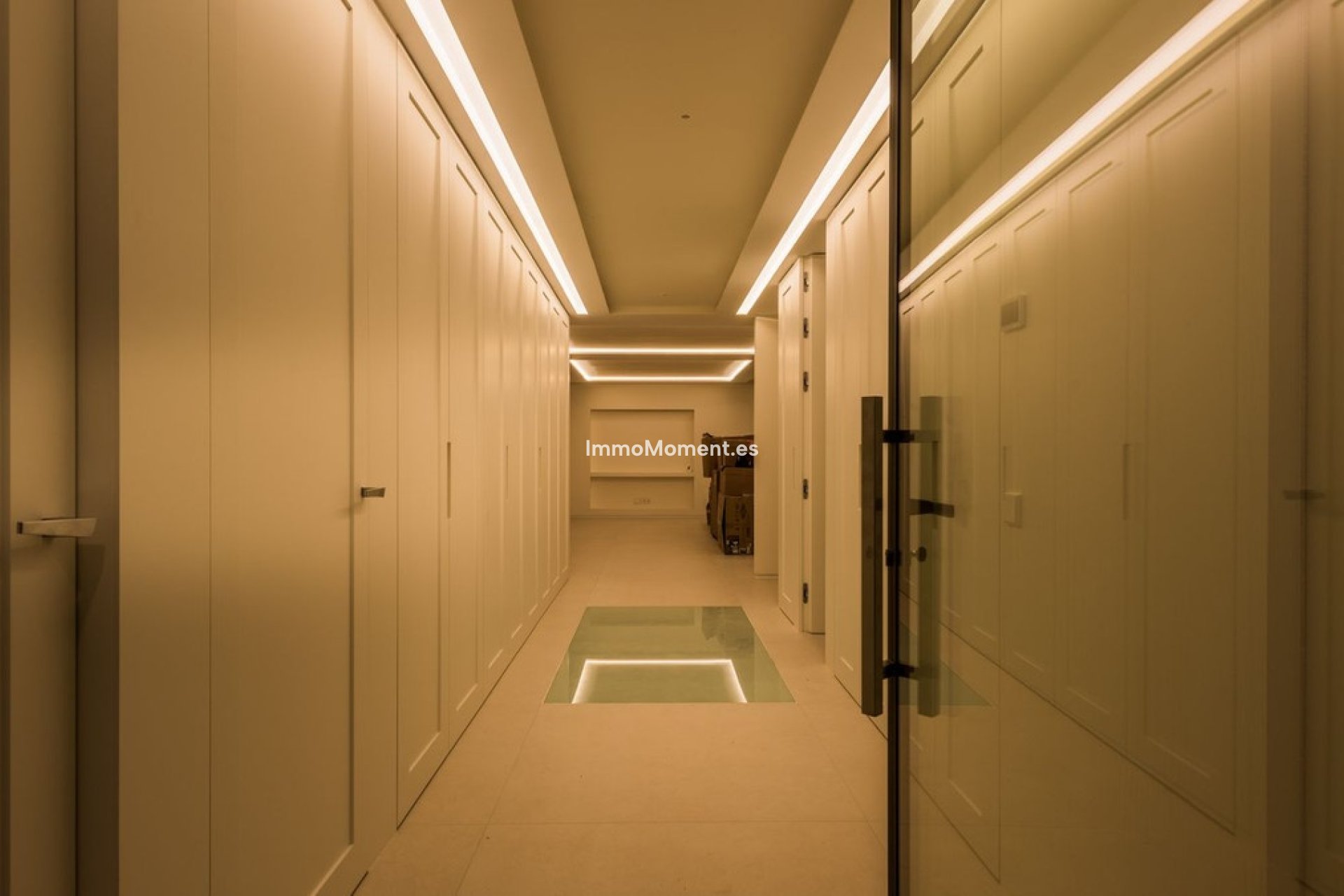 Resale - Villa - Marbella - Guadalmina Alta