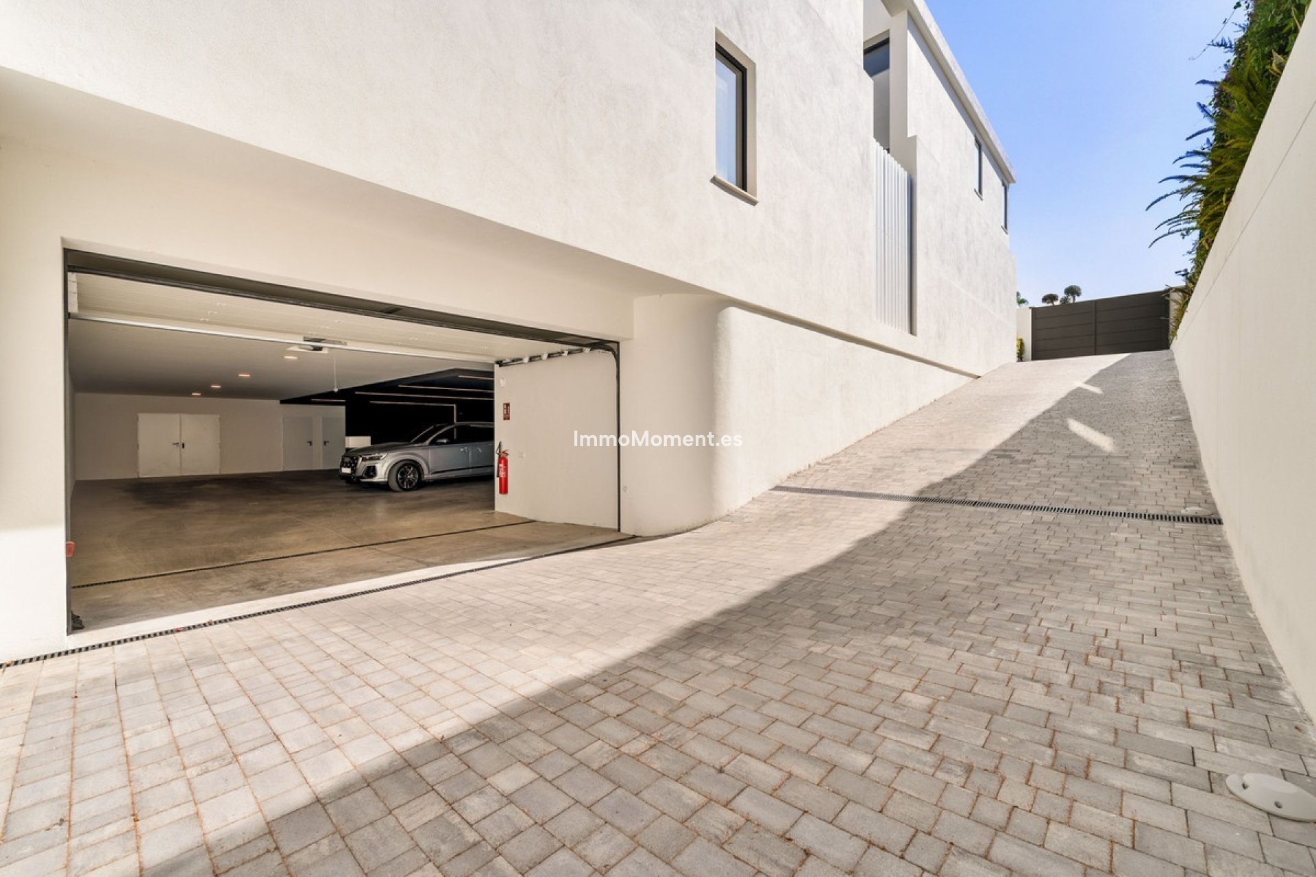 Resale - Villa - Marbella - Guadalmina Alta