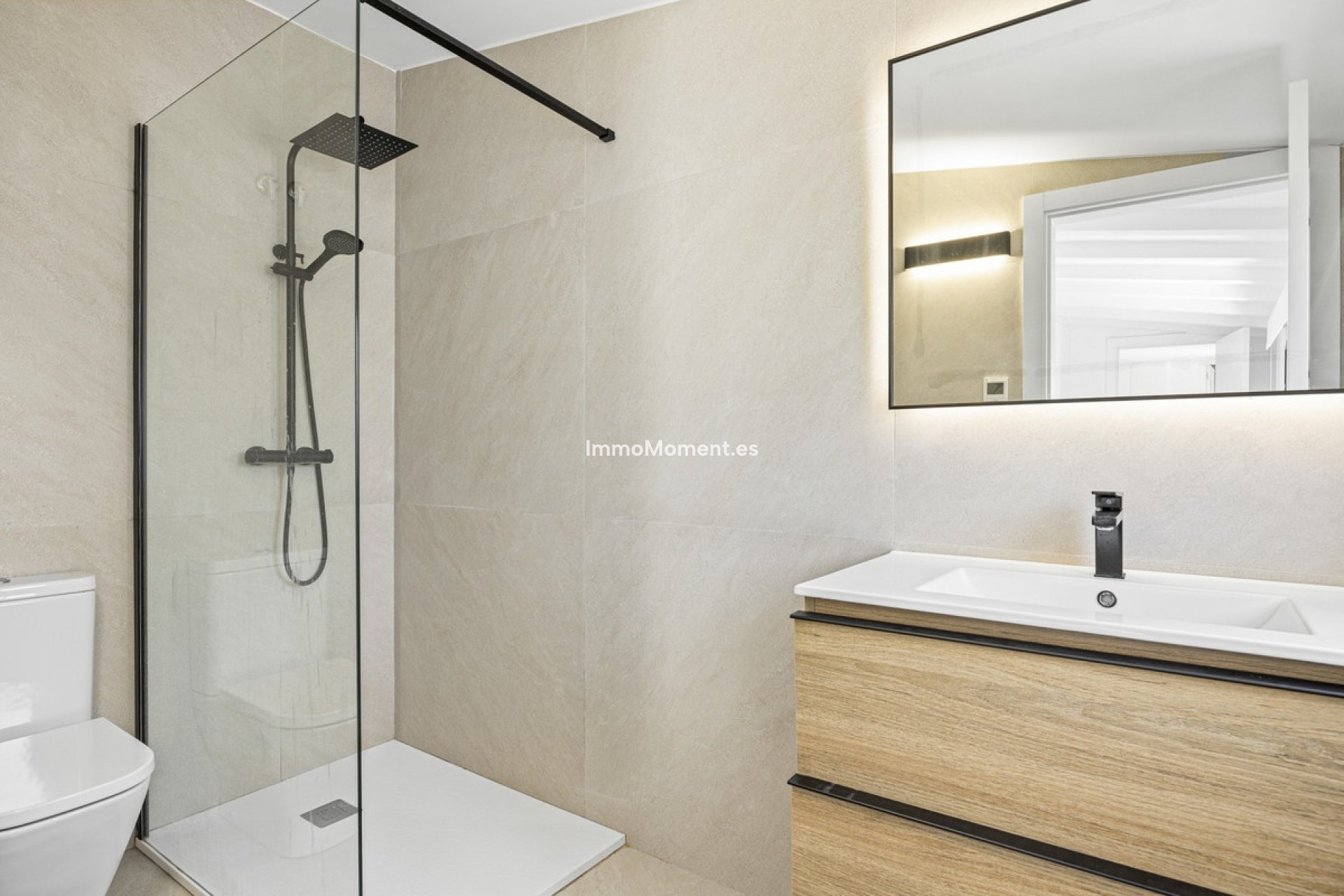 Resale - Villa - Marbella - Guadalmina Alta