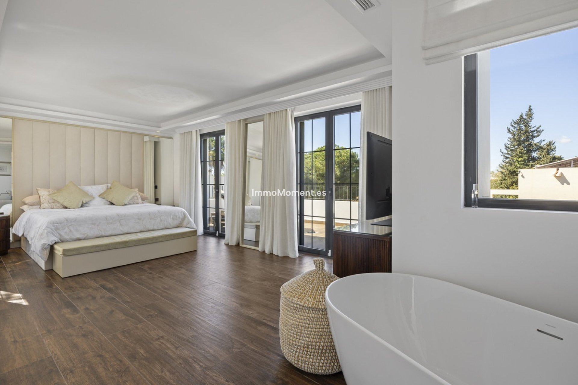 Resale - Villa - Marbella - Guadalmina Alta