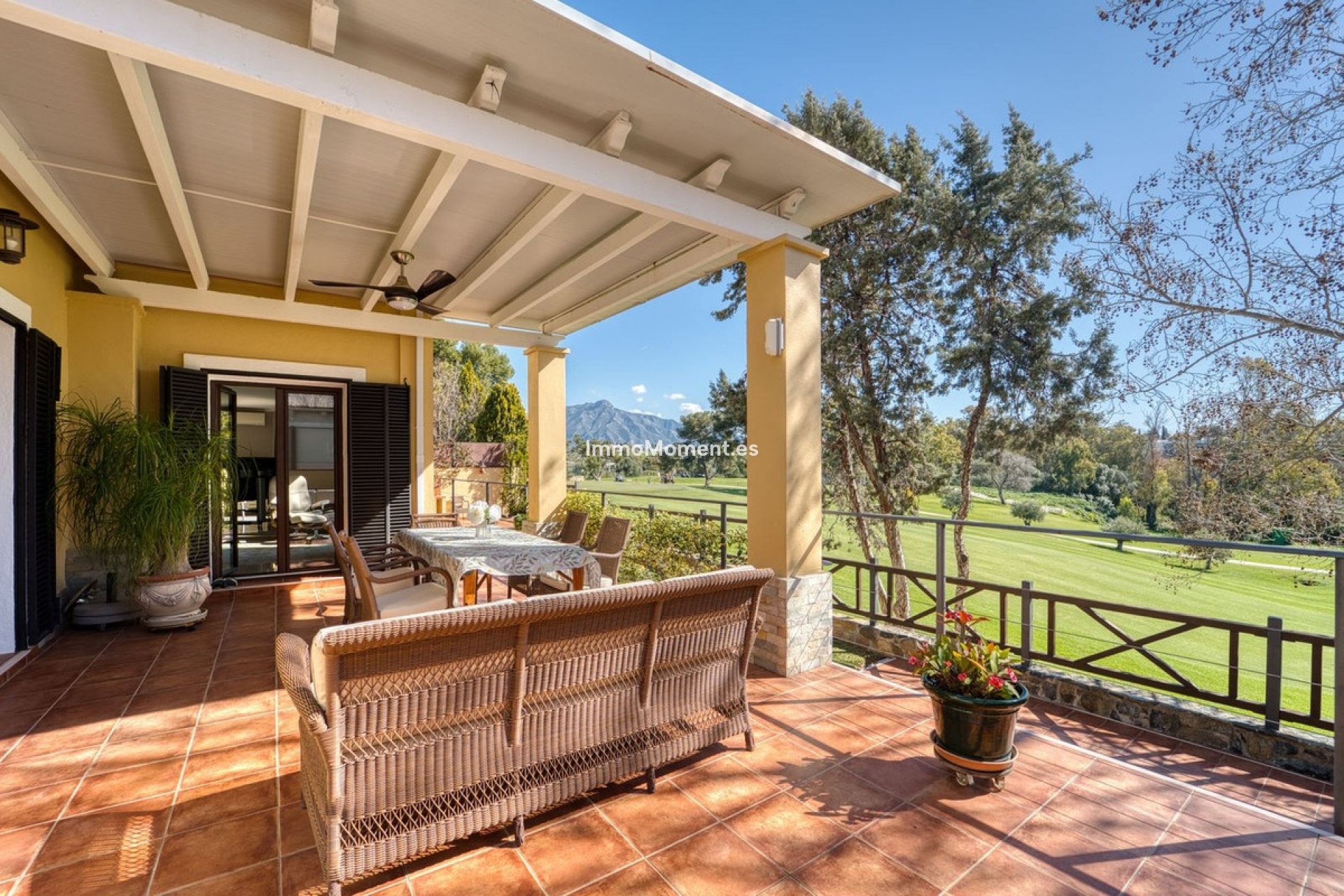 Resale - Villa - Marbella - Guadalmina Alta