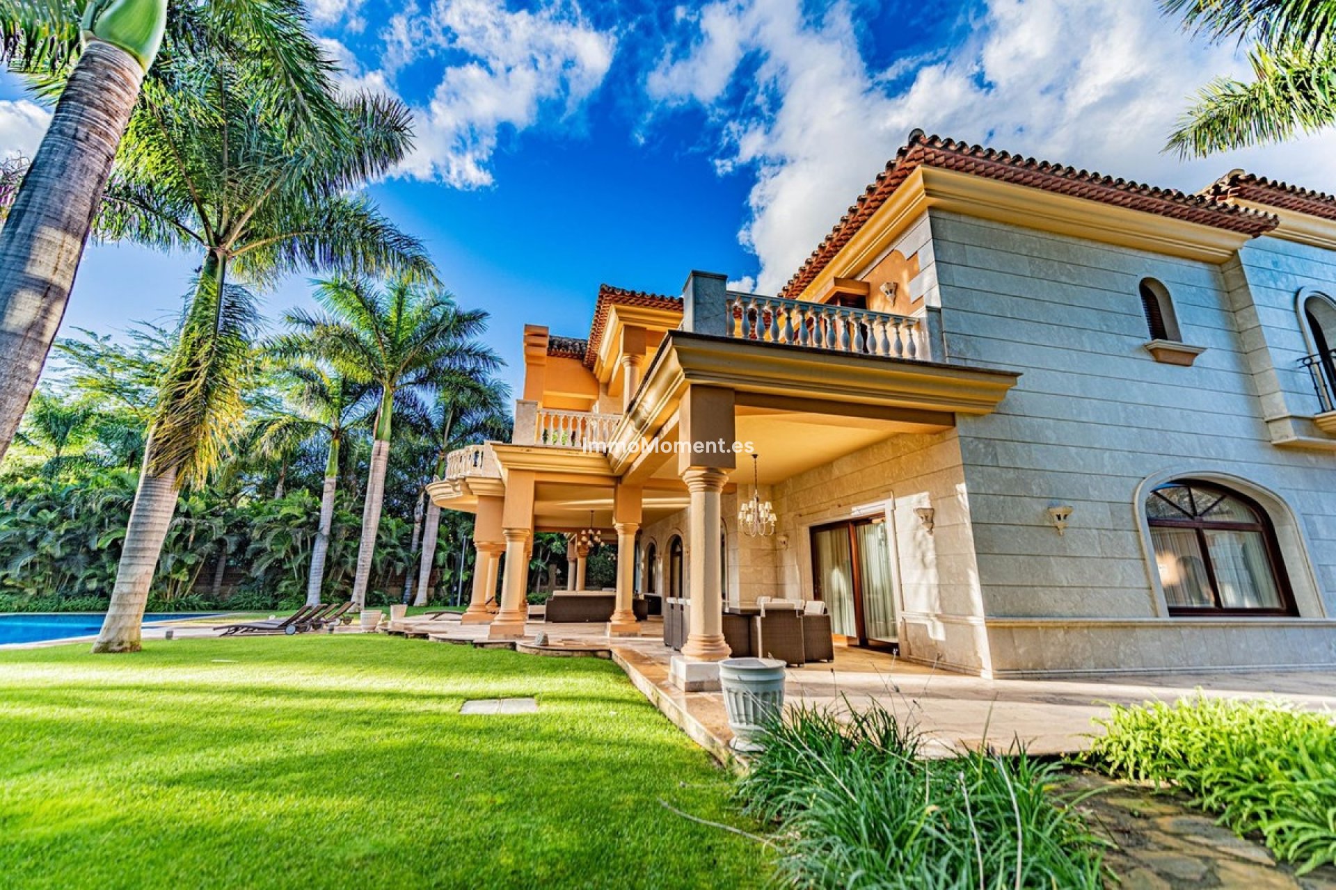 Resale - Villa - Marbella - Guadalmina Baja