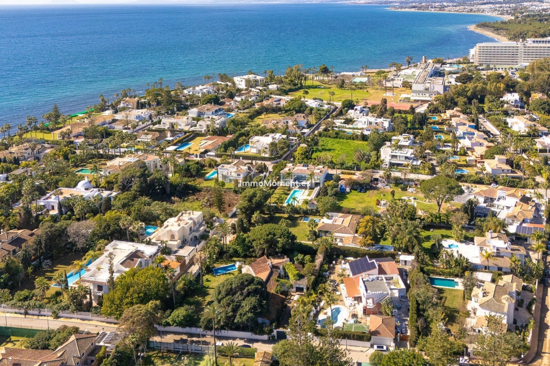 Resale - Villa - Marbella - Guadalmina Baja