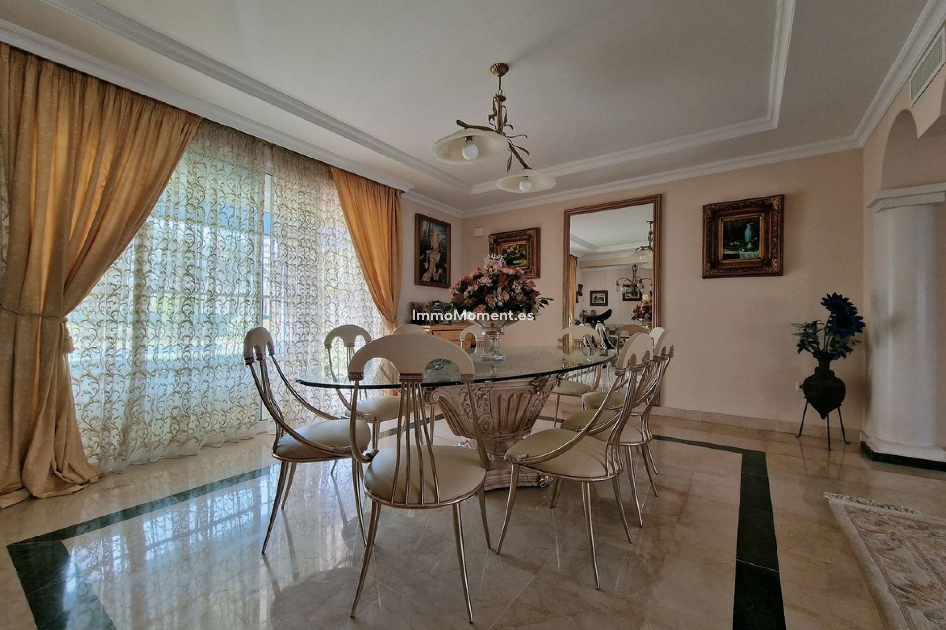 Resale - Villa - Marbella - Guadalmina Baja