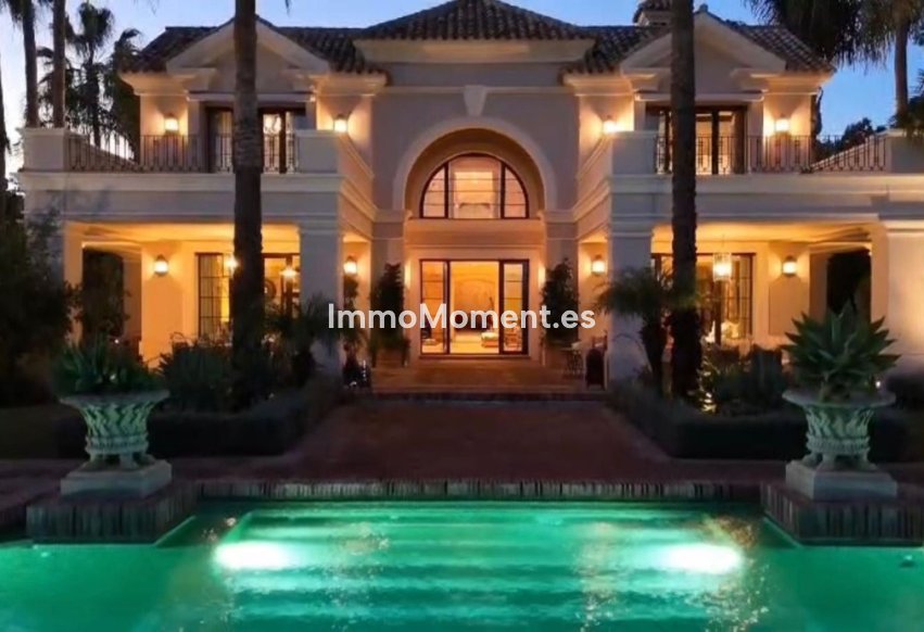 Resale - Villa - Marbella - Guadalmina Baja