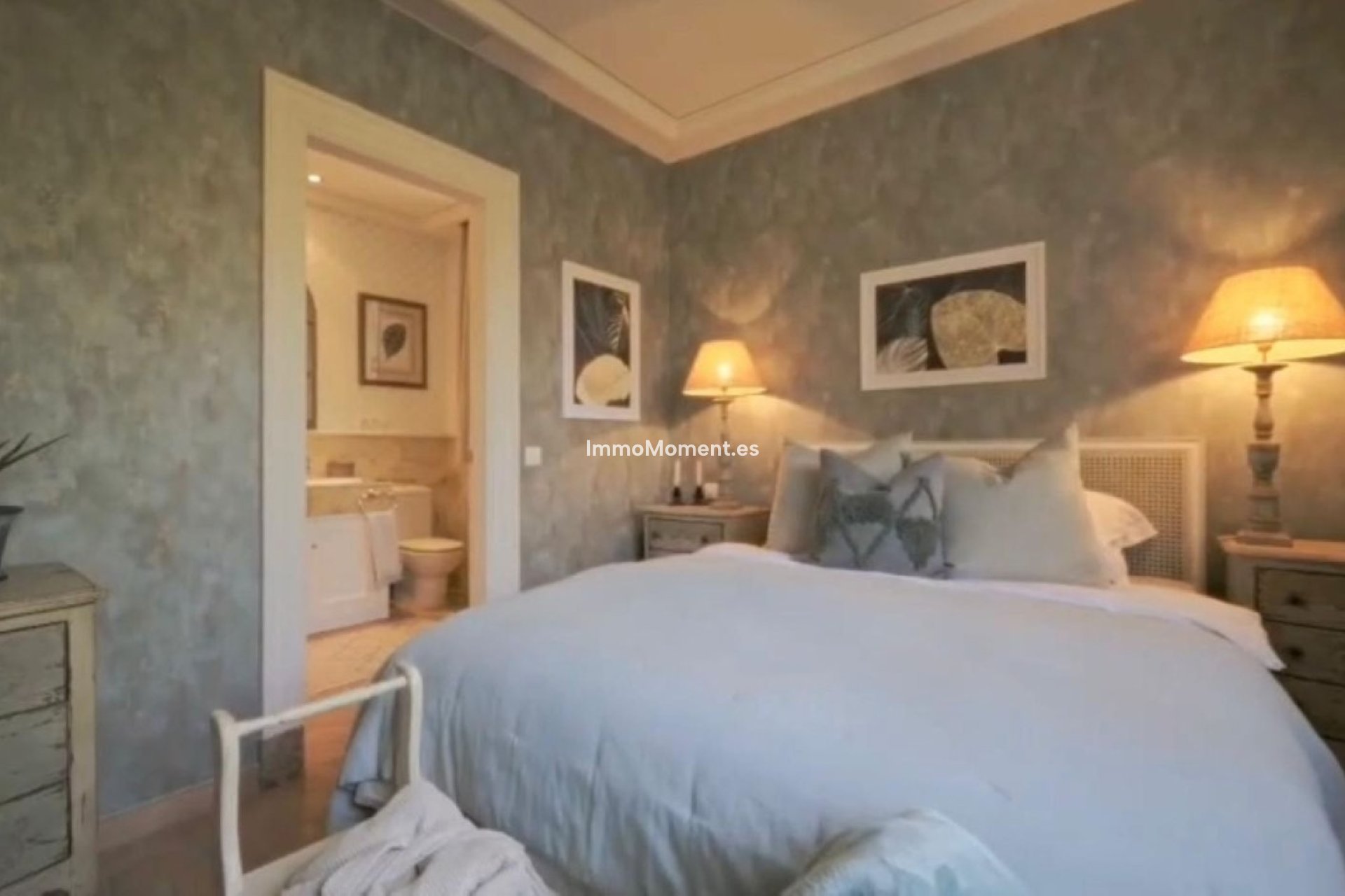 Resale - Villa - Marbella - Guadalmina Baja