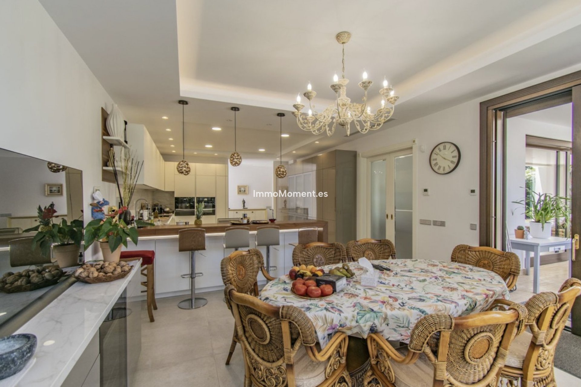 Resale - Villa - Marbella - Guadalmina Baja