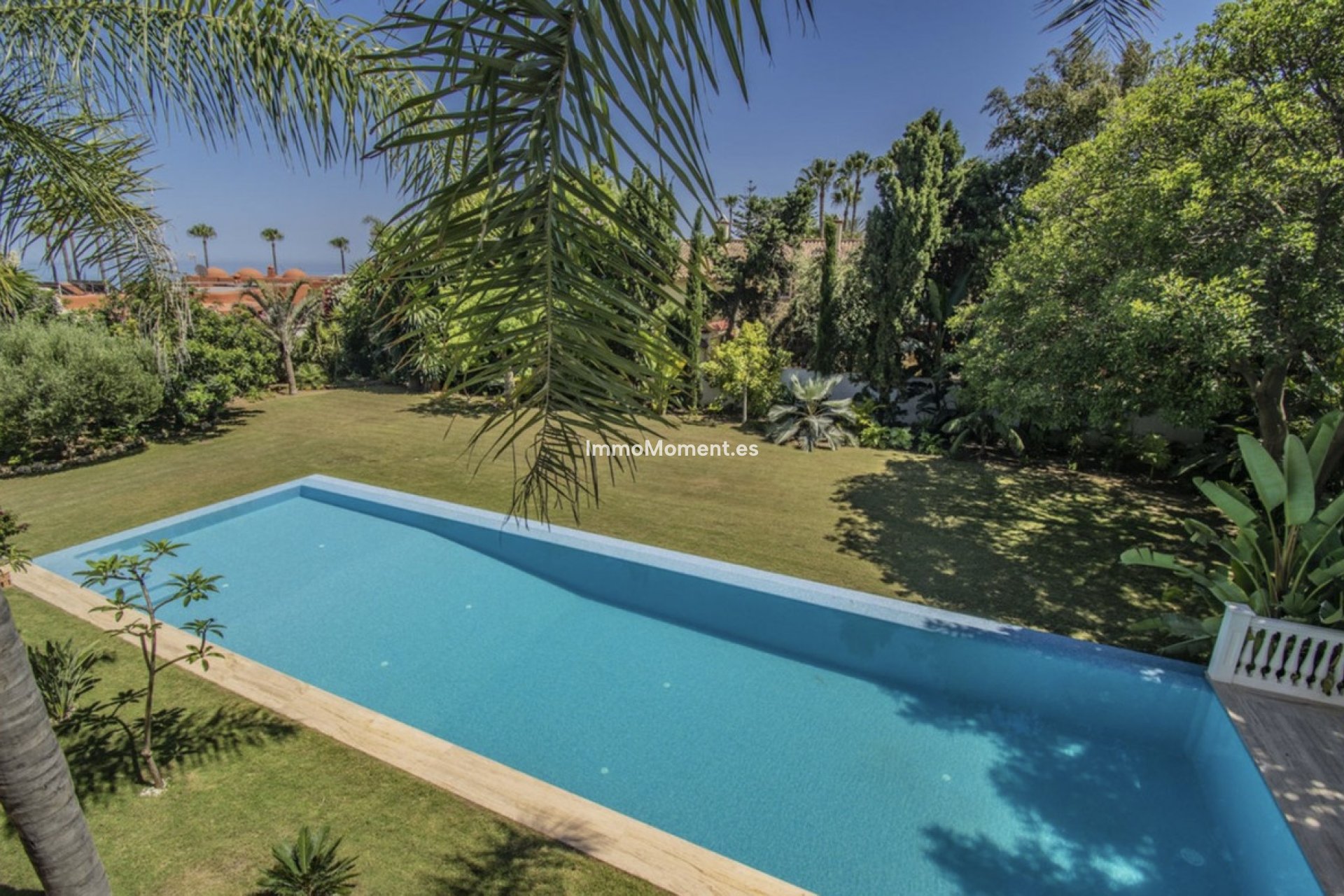 Resale - Villa - Marbella - Guadalmina Baja