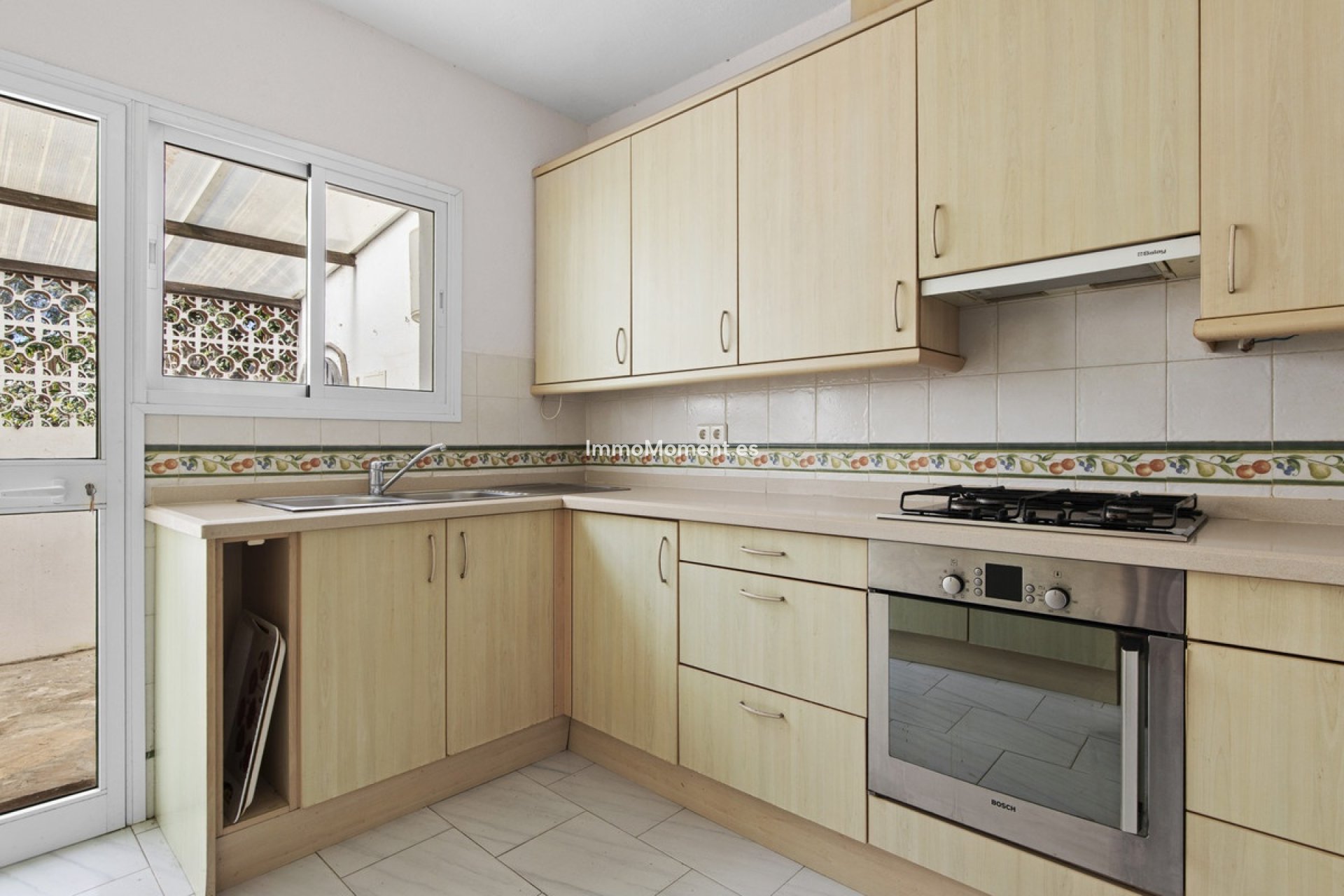 Resale - Villa - Marbella - Guadalmina Baja