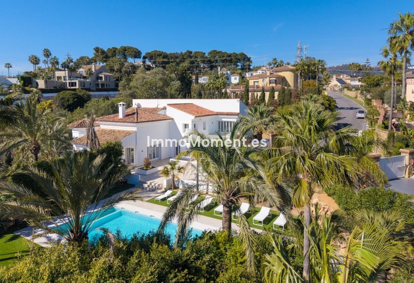 Resale - Villa - Marbella - Hacienda Las Chapas