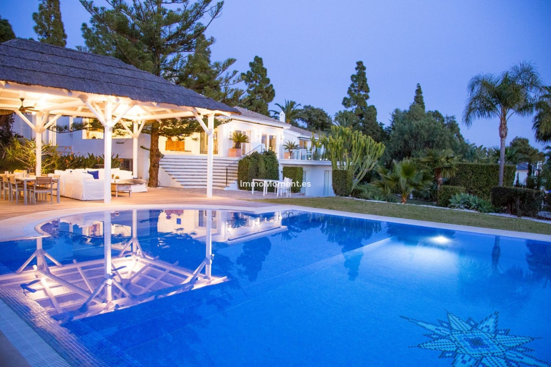 Resale - Villa - Marbella - Hacienda Las Chapas