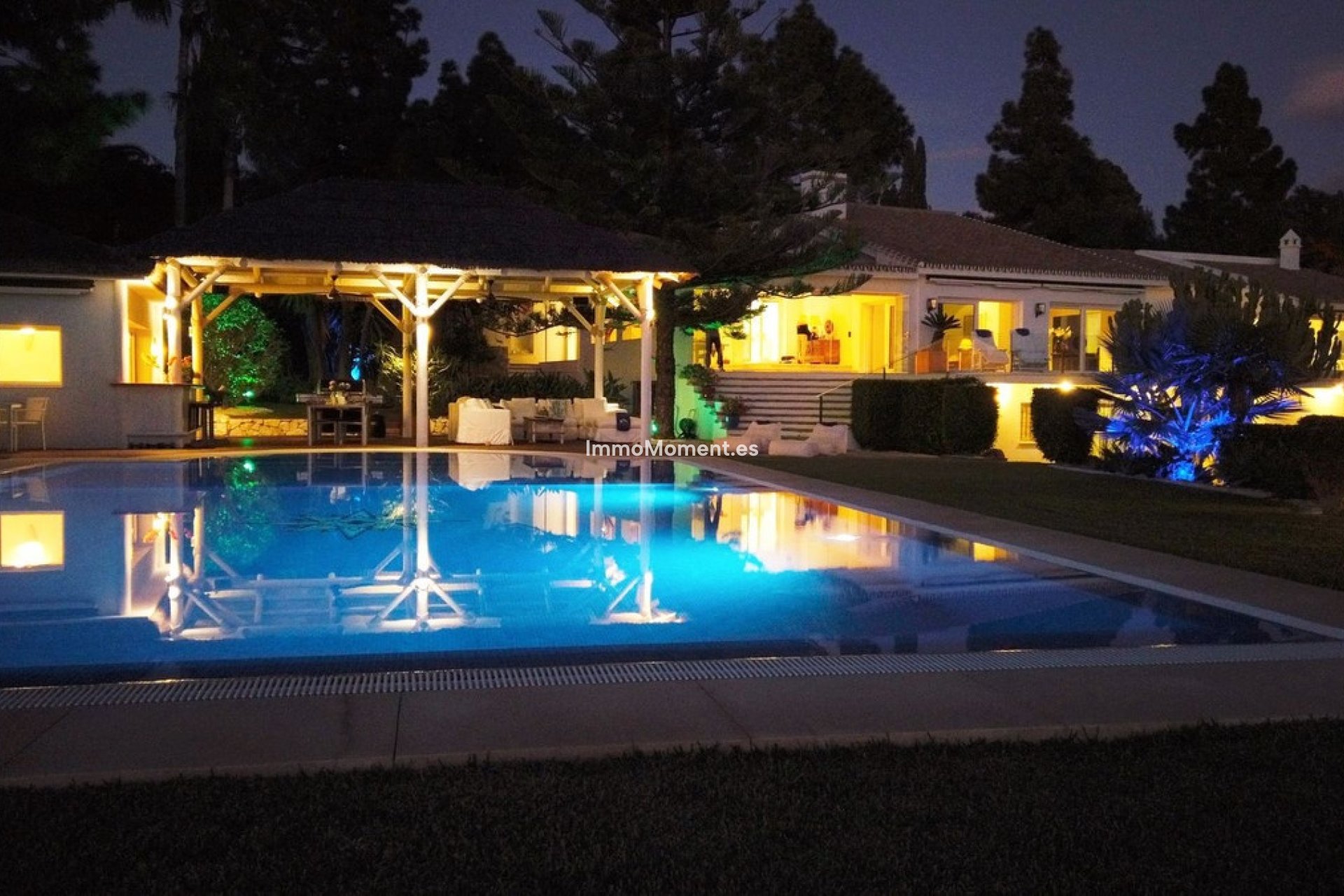 Resale - Villa - Marbella - Hacienda Las Chapas