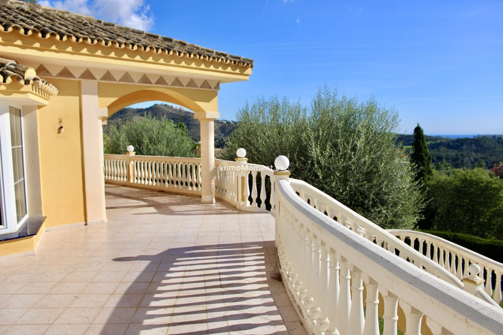 Resale - Villa - Marbella - Hacienda Las Chapas