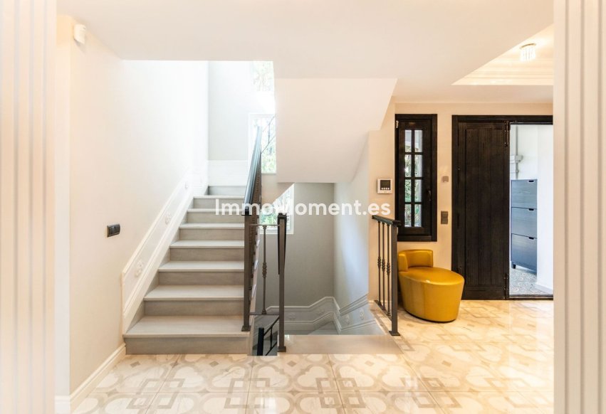 Resale - Villa - Marbella - Hacienda Las Chapas