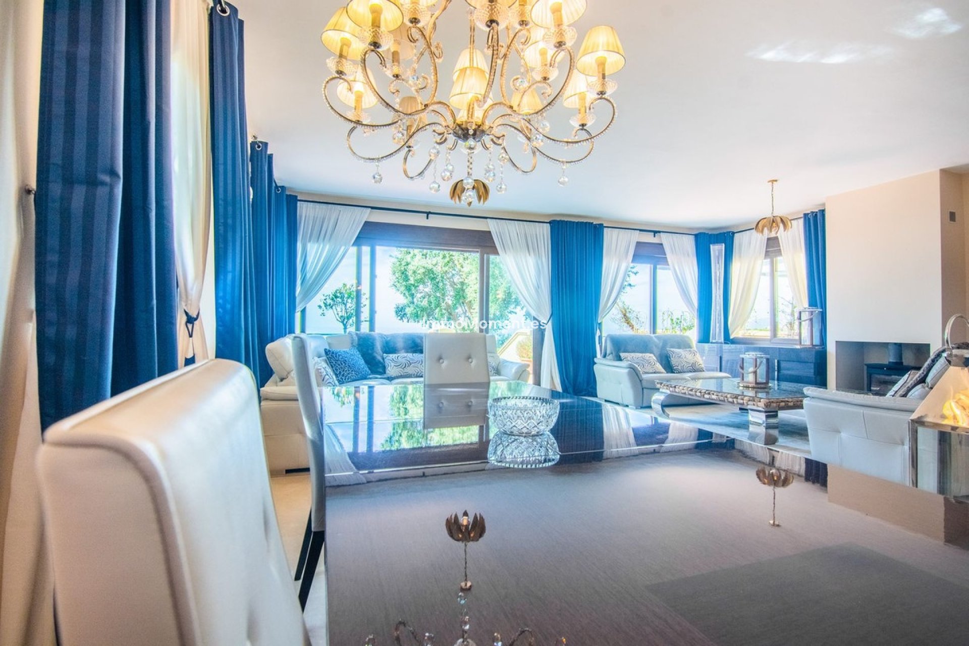 Resale - Villa - Marbella - La Mairena