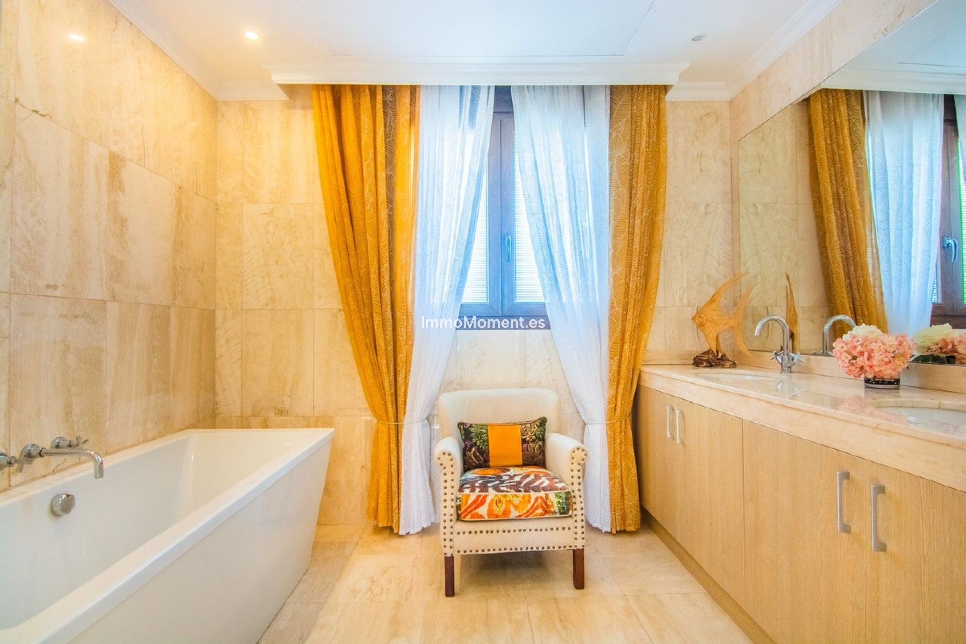 Resale - Villa - Marbella - La Mairena