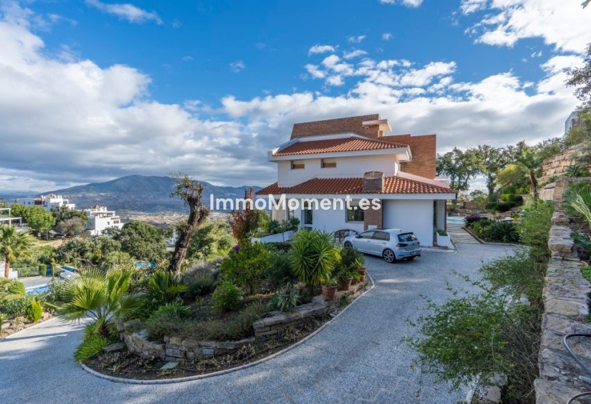 Resale - Villa - Marbella - La Mairena