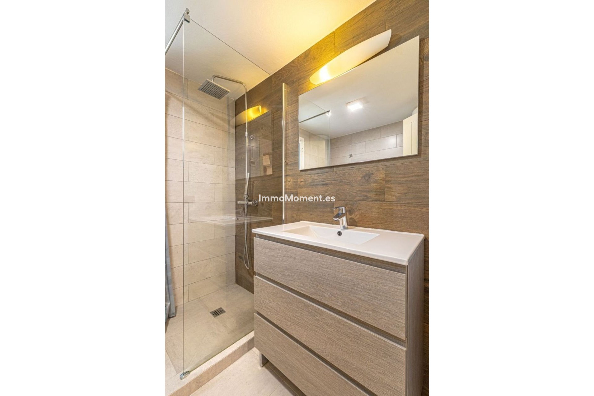 Resale - Villa - Marbella - Las Chapas