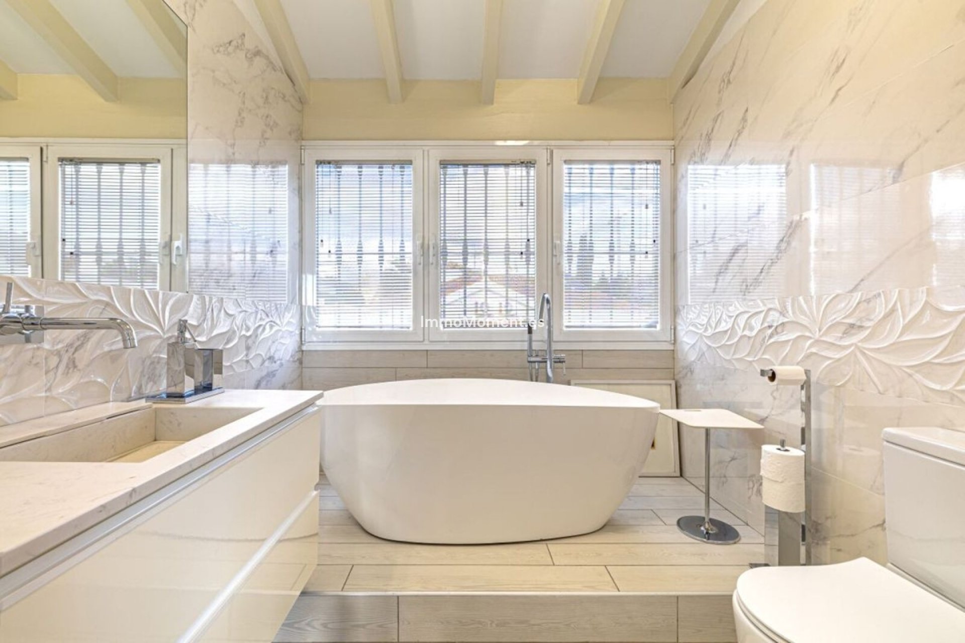 Resale - Villa - Marbella - Las Chapas