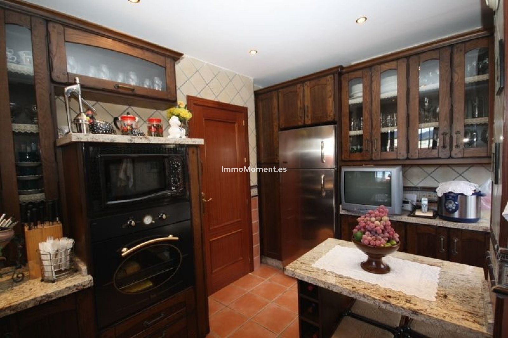 Resale - Villa - Marbella - Las Chapas