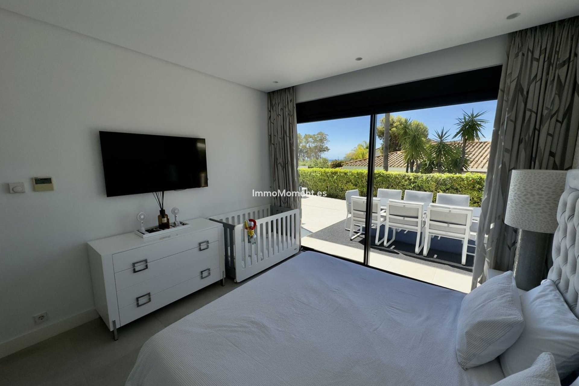 Resale - Villa - Marbella - Los Monteros