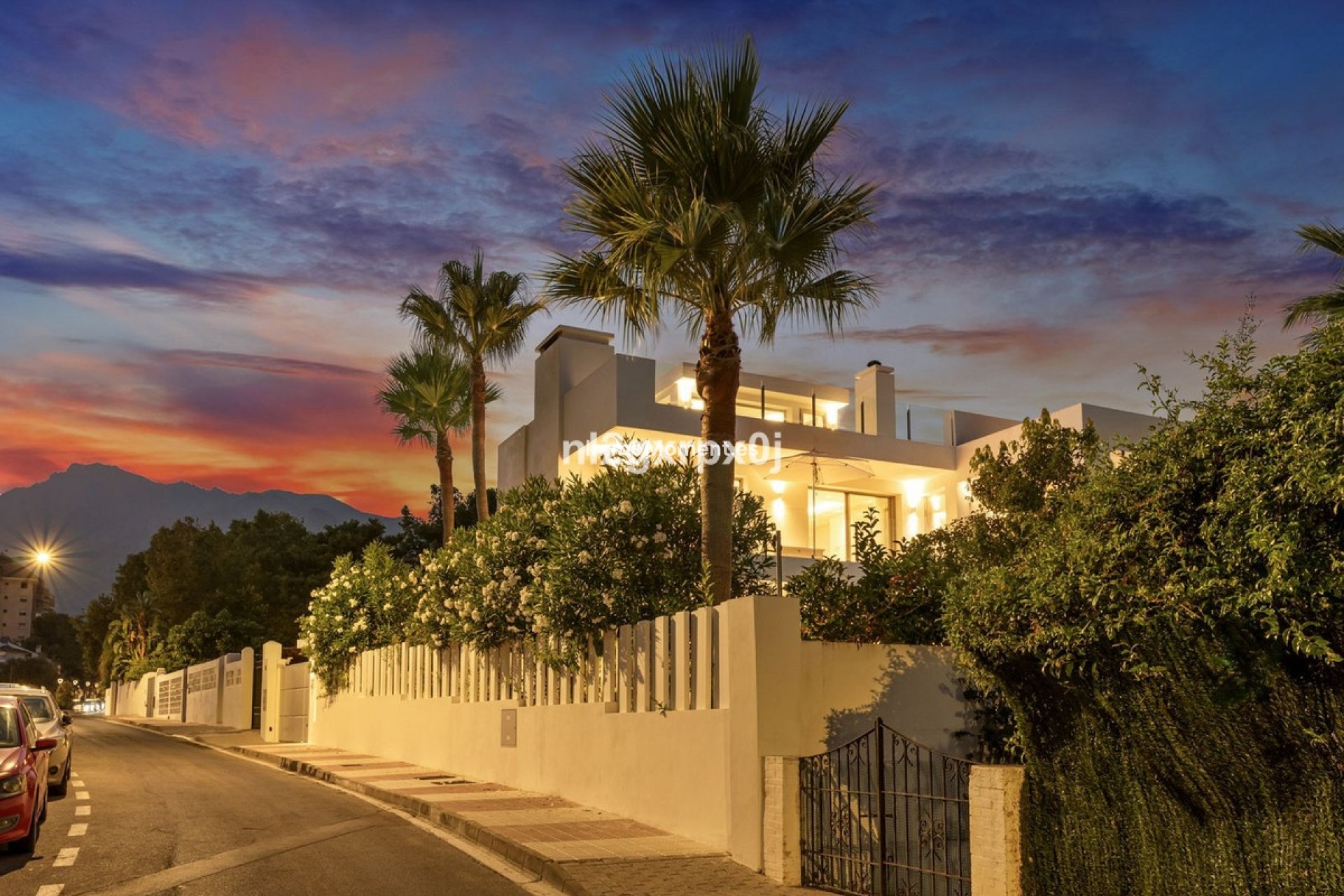 Resale - Villa - Marbella - Marbella Centro