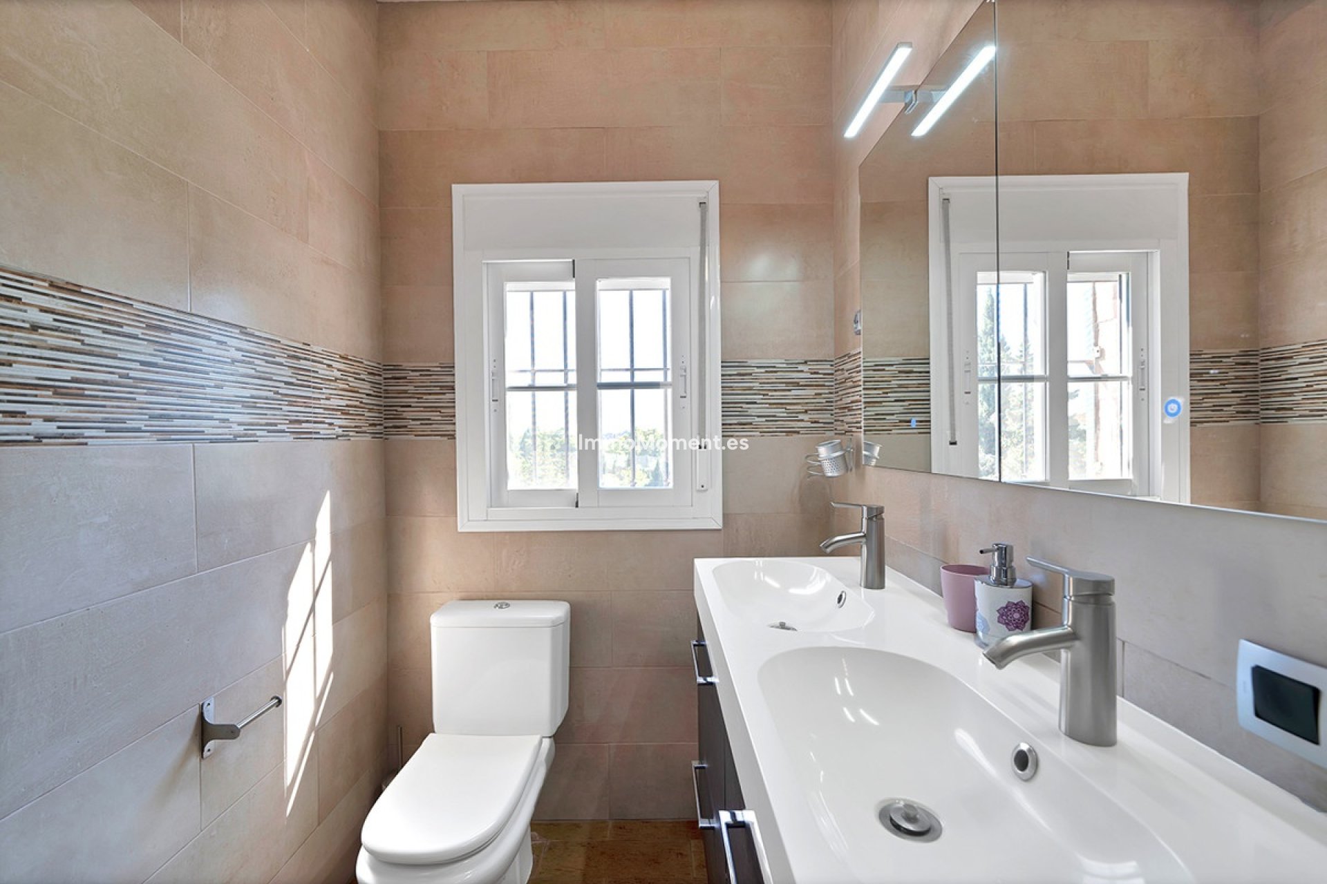 Resale - Villa - Marbella - Marbella Centro