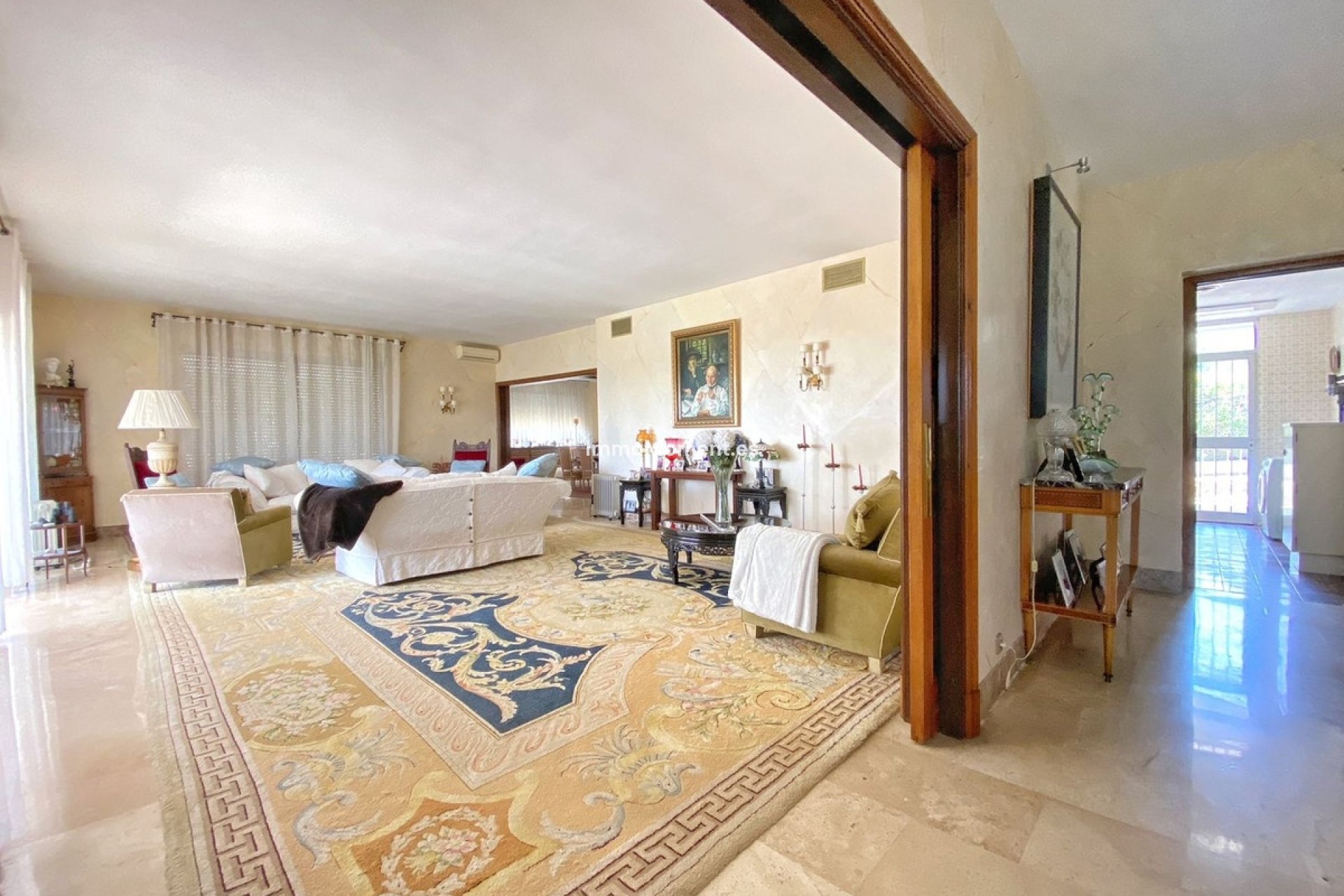 Resale - Villa - Marbella - Marbella Centro