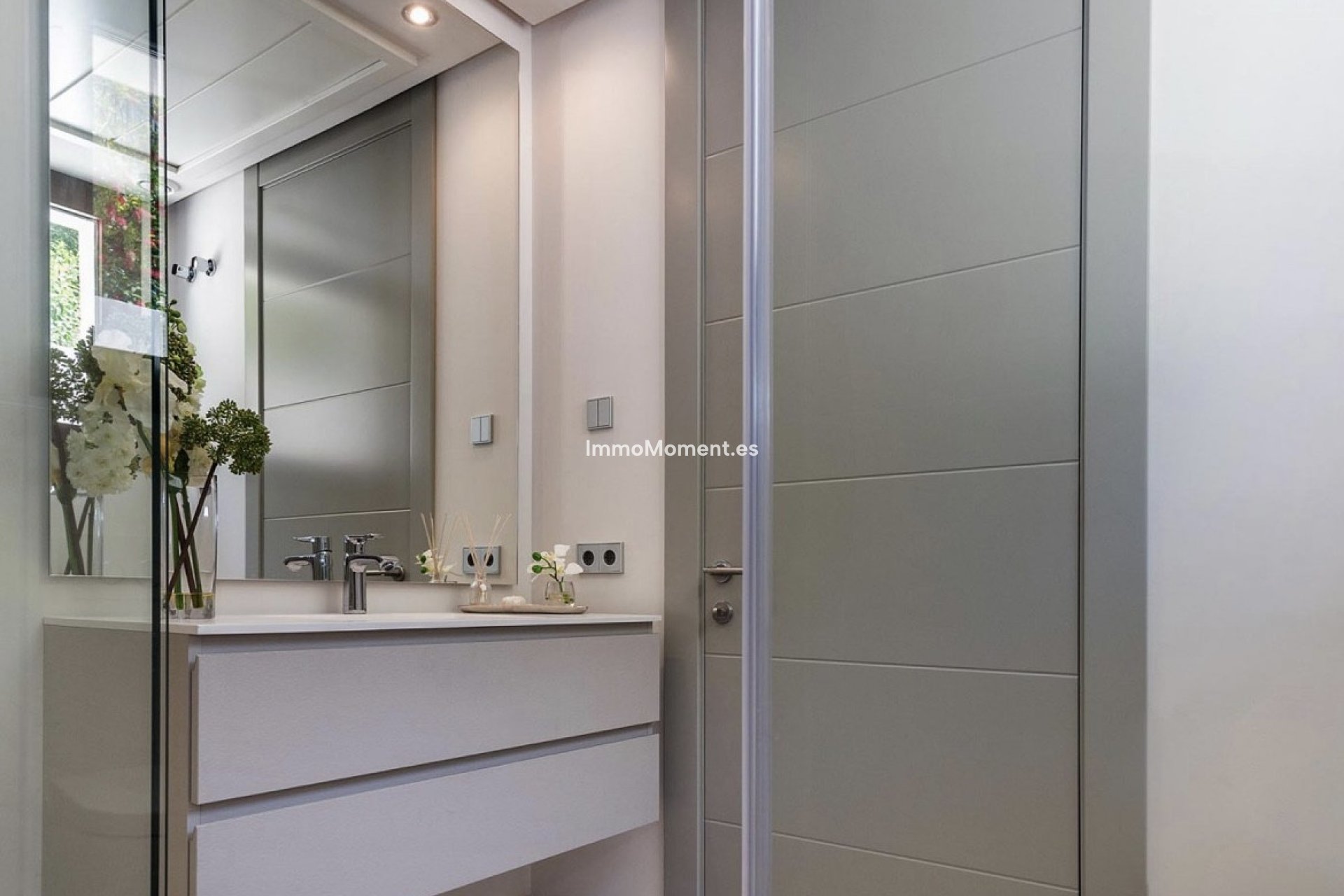 Resale - Villa - Marbella - Marbella Centro