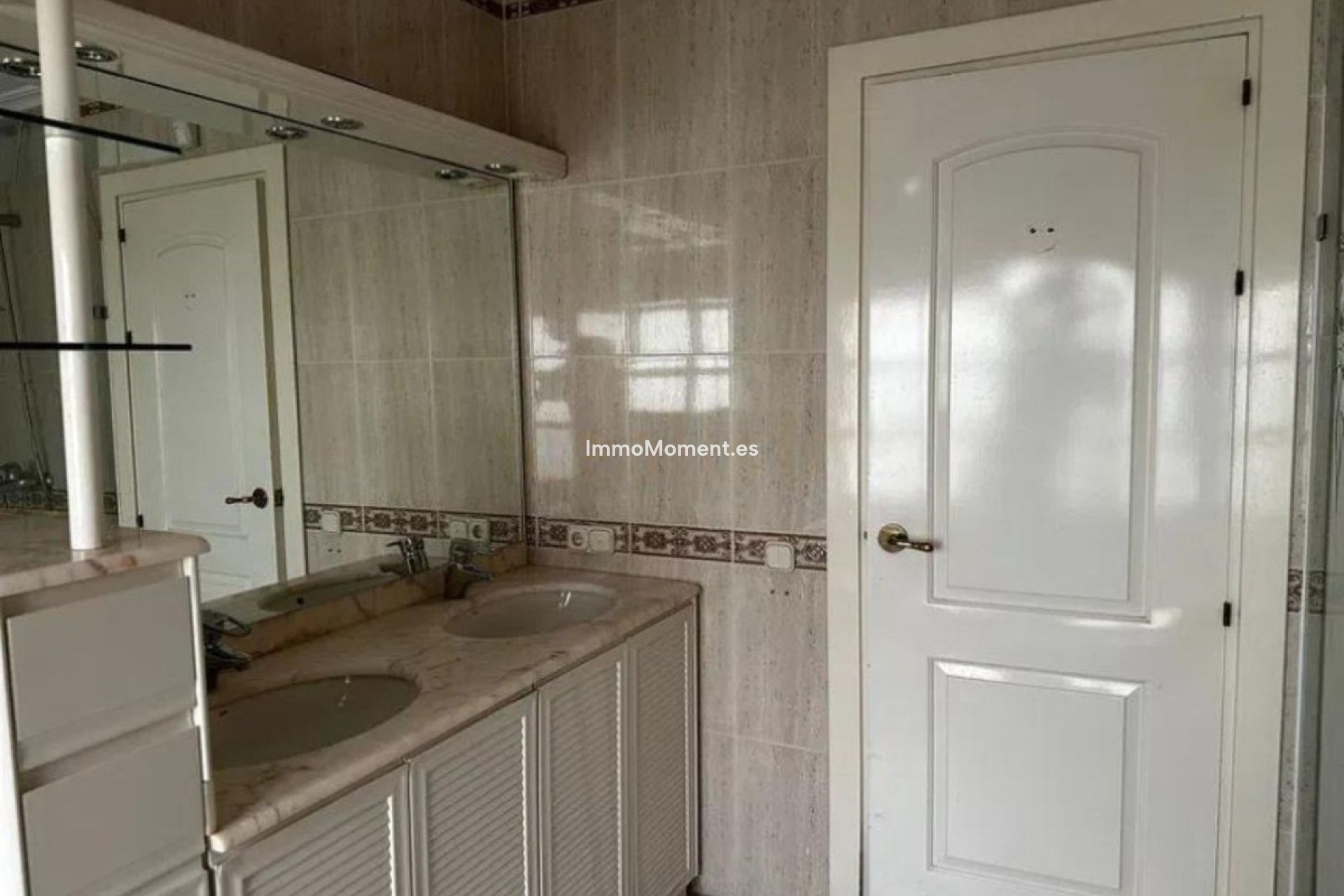 Resale - Villa - Marbella - Marbella Centro