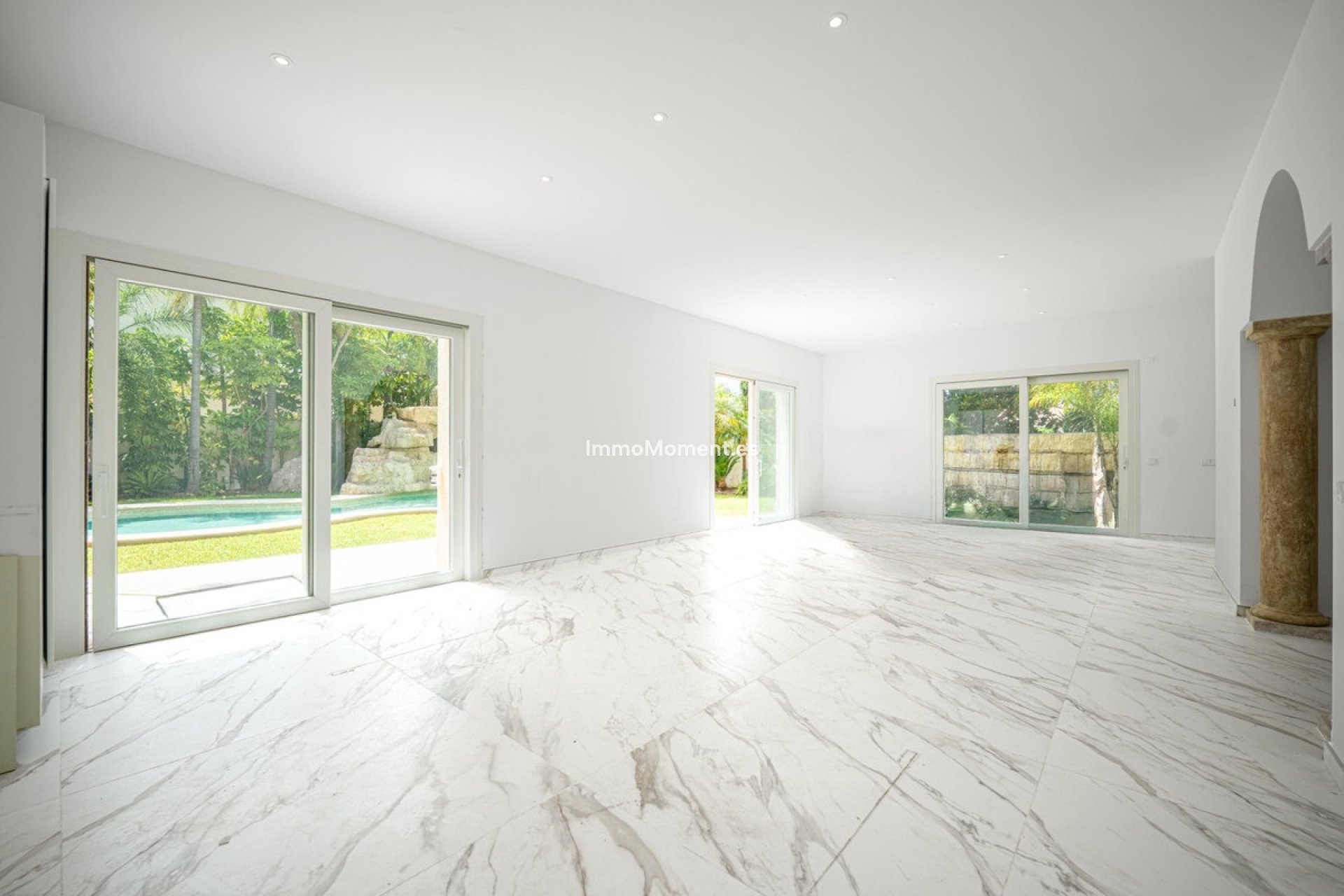 Resale - Villa - Marbella - Marbella Centro