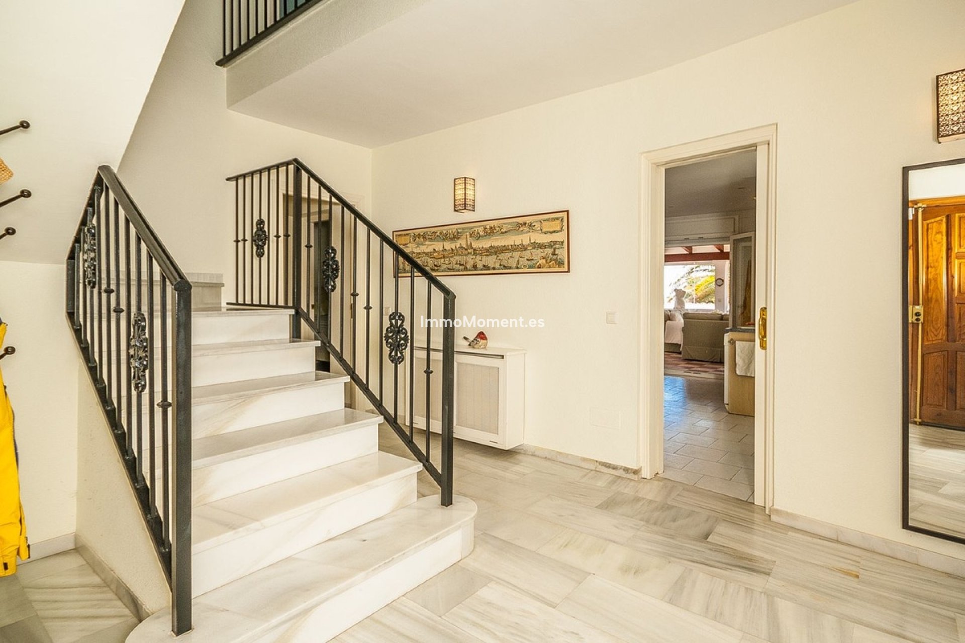 Resale - Villa - Marbella - Marbesa