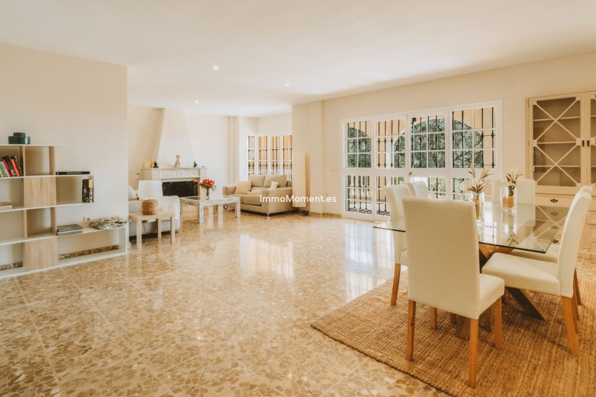 Resale - Villa - Marbella - Marbesa