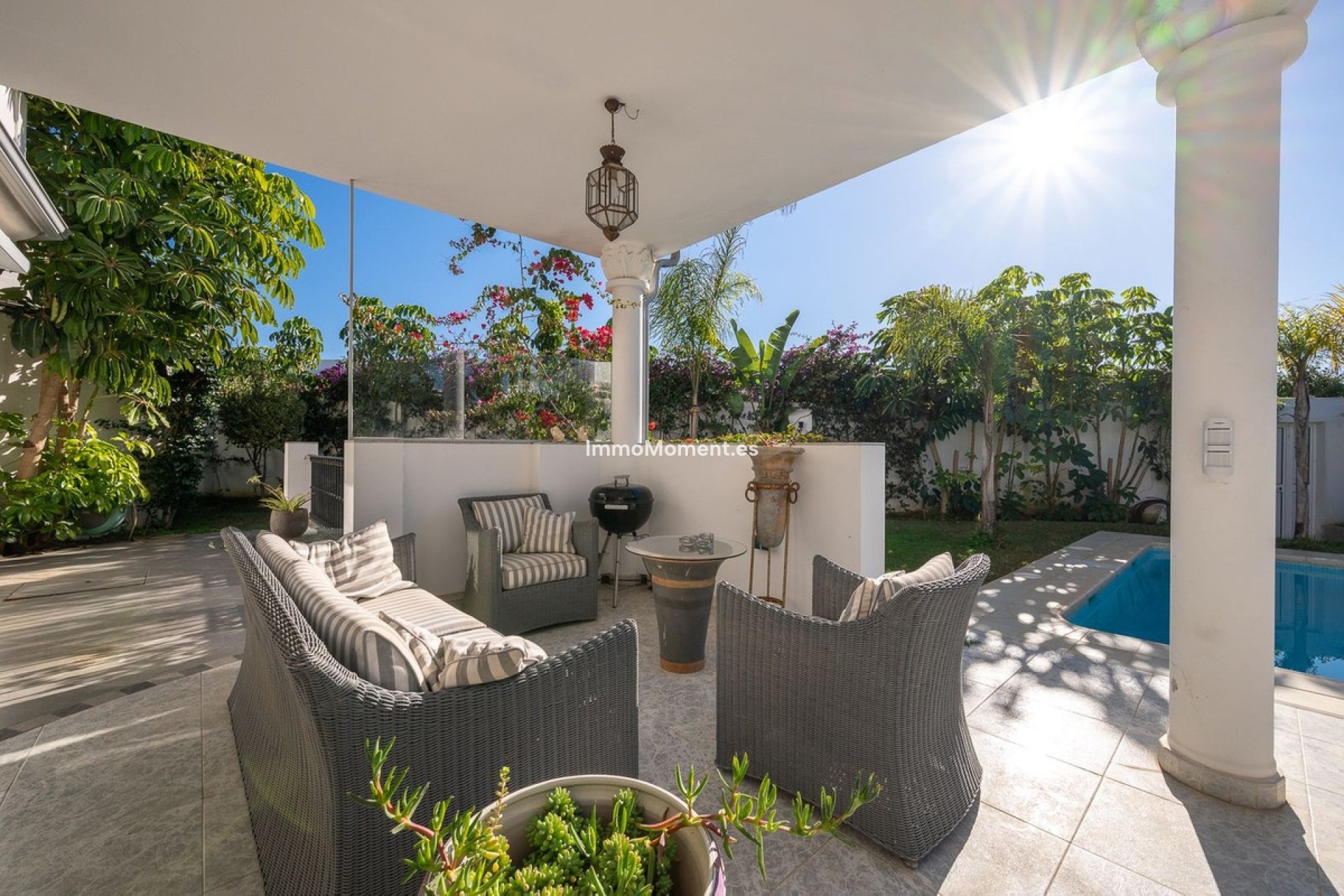 Resale - Villa - Marbella - Marbesa