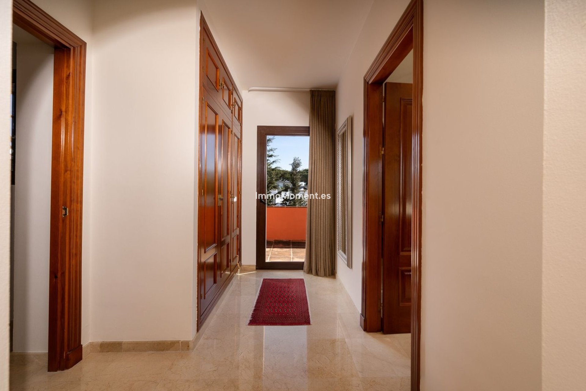 Resale - Villa - Marbella - Marbesa