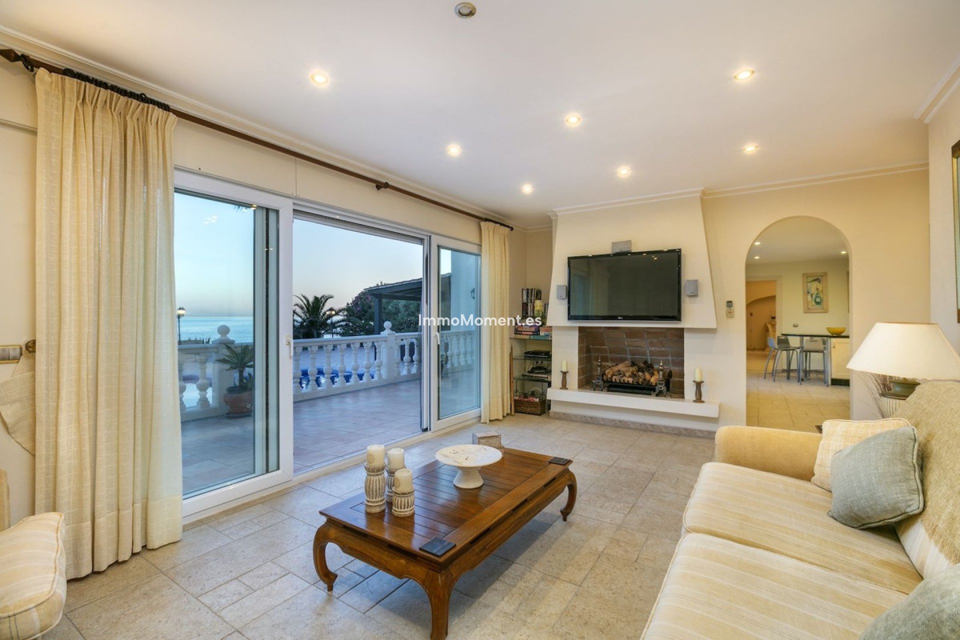 Resale - Villa - Marbella - Marbesa