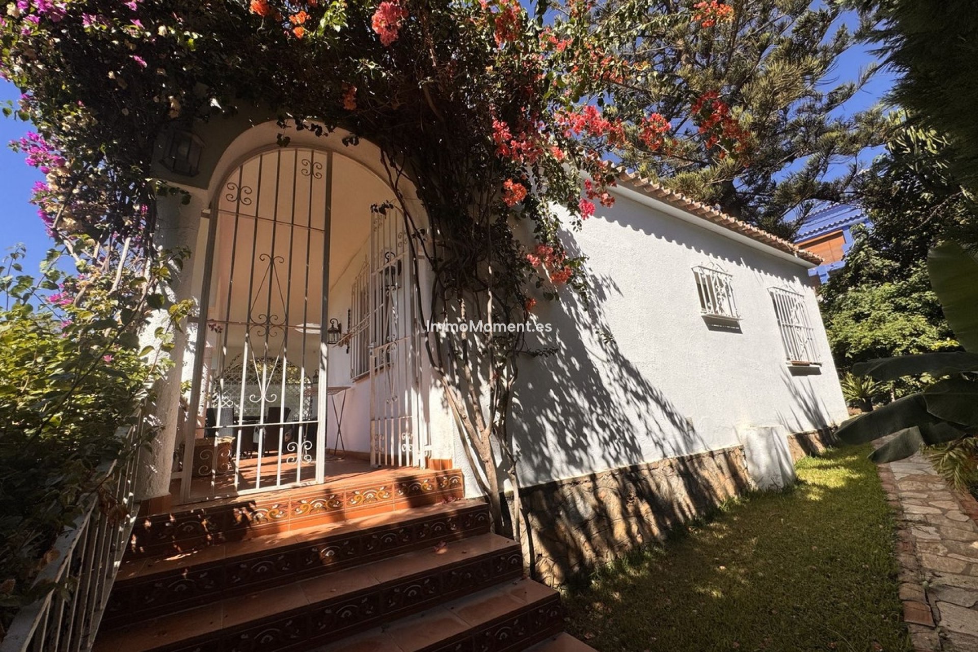 Resale - Villa - Marbella - Marbesa