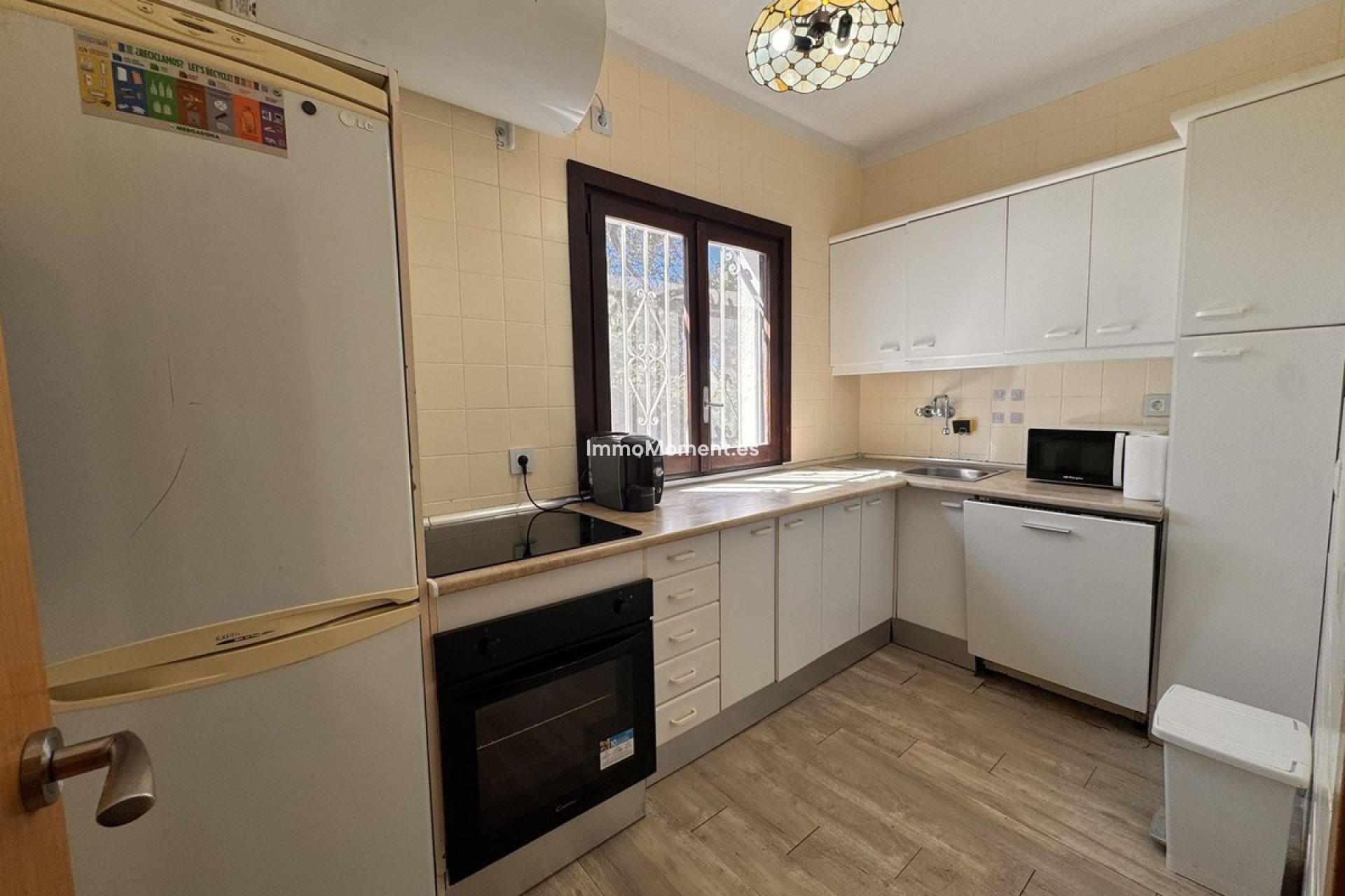 Resale - Villa - Marbella - Marbesa