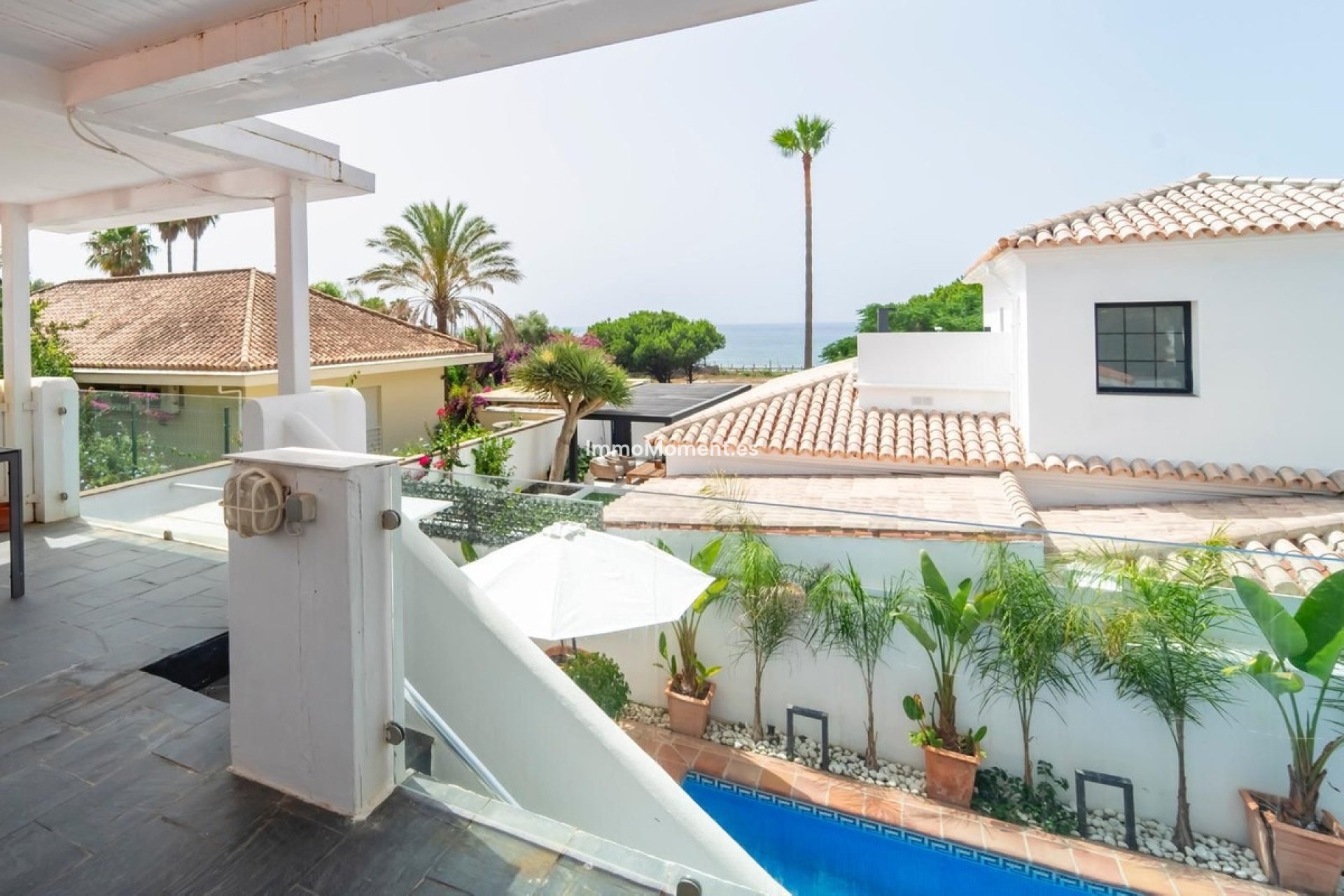 Resale - Villa - Marbella - Marbesa