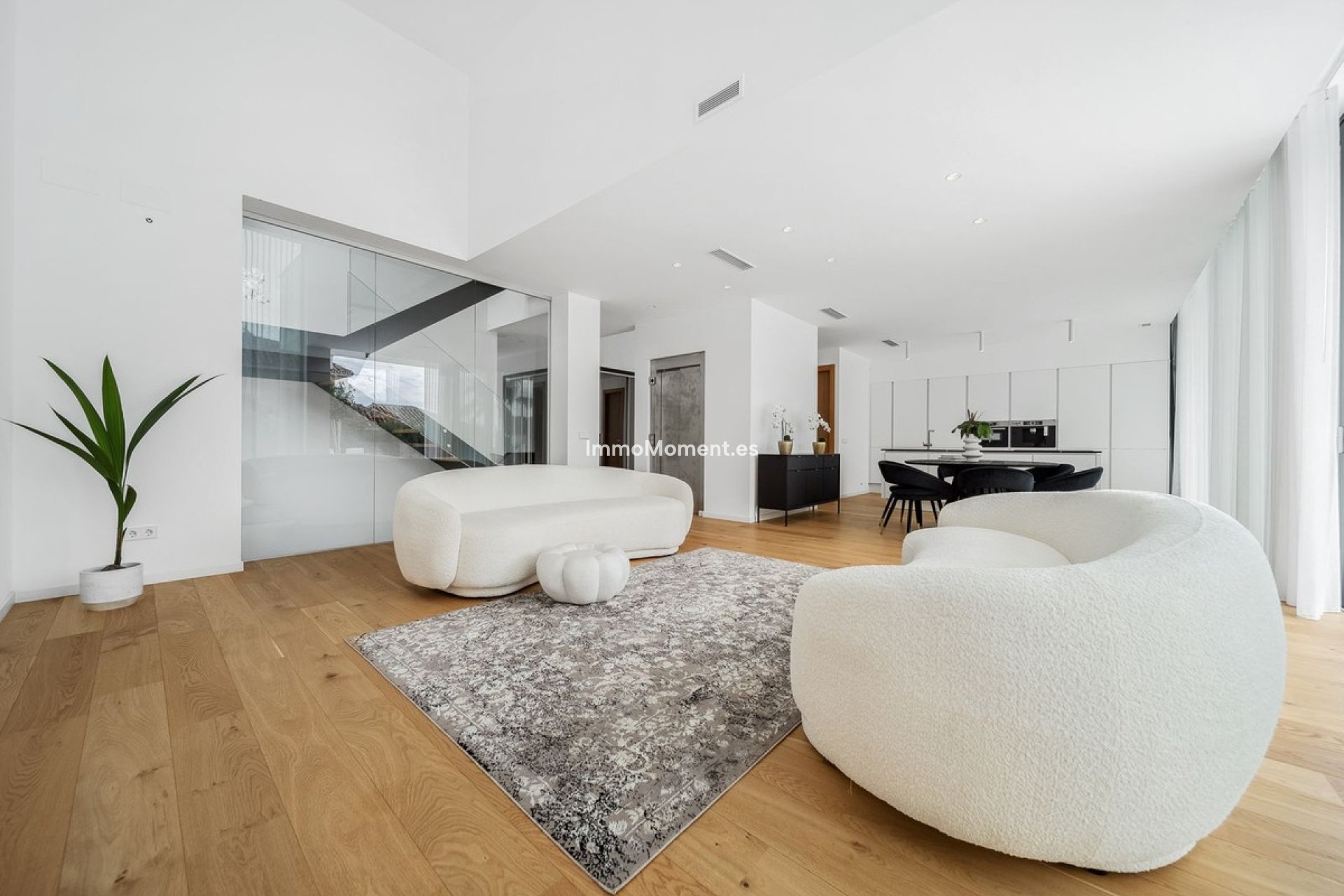 Resale - Villa - Marbella - Marbesa