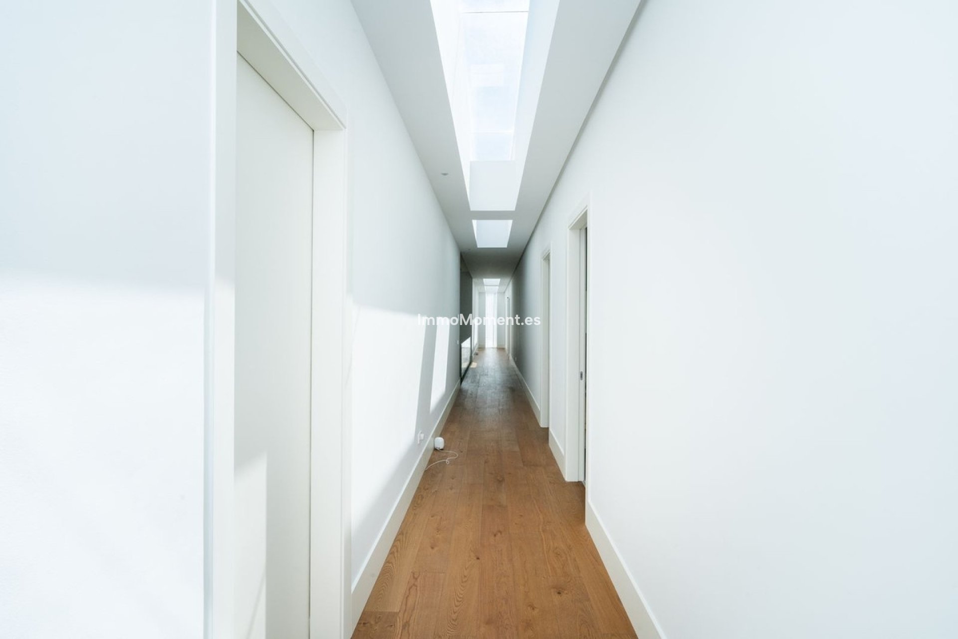 Resale - Villa - Marbella - Marbesa