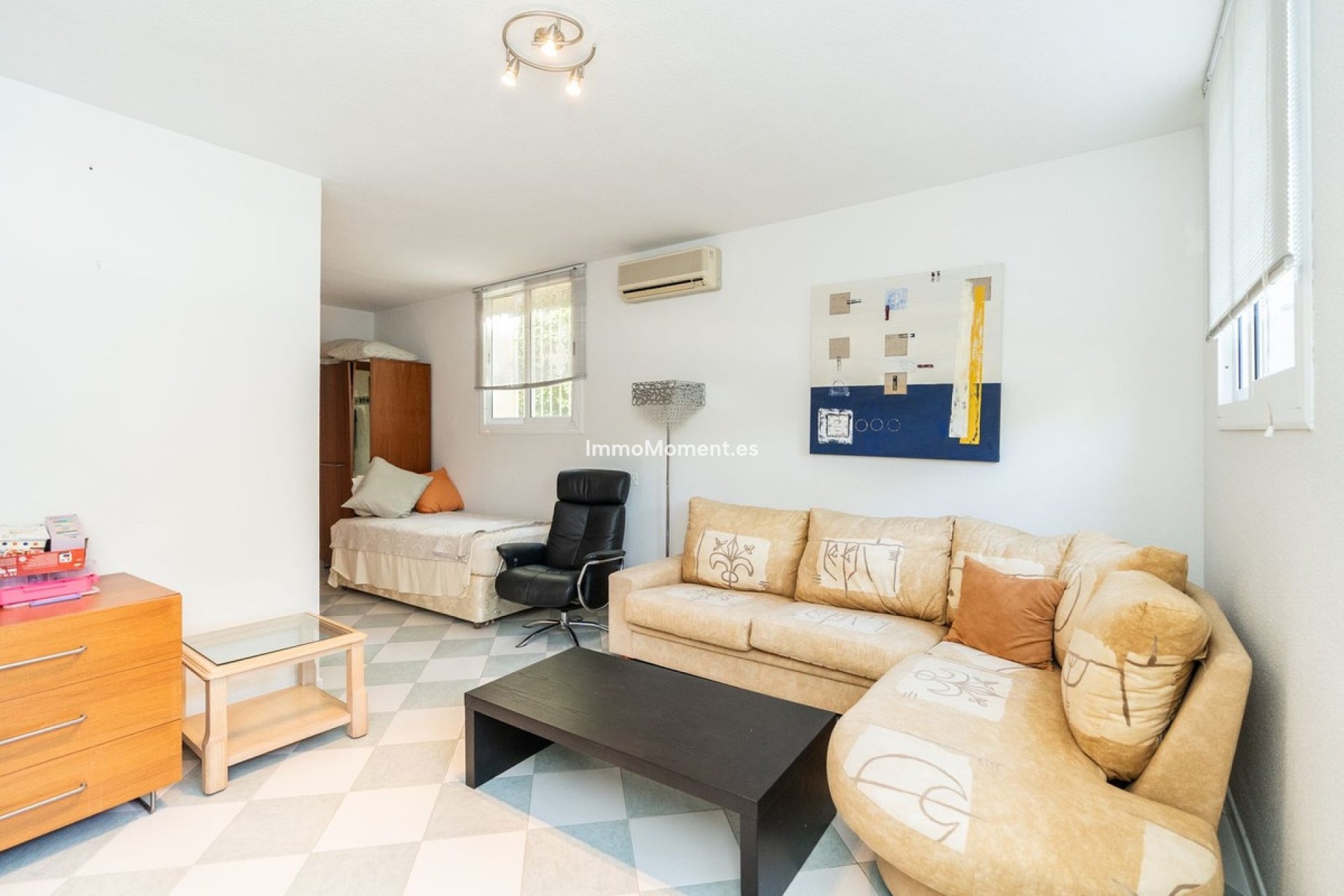 Resale - Villa - Marbella - Marbesa