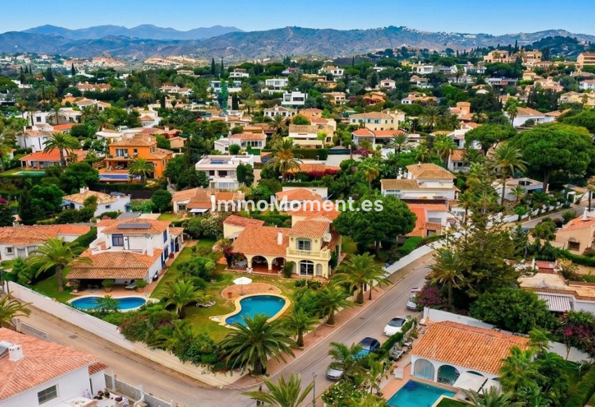 Resale - Villa - Marbella - Marbesa