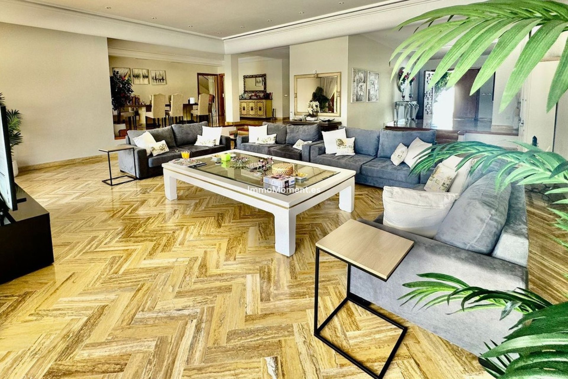 Resale - Villa - Marbella - Nueva Andalucía