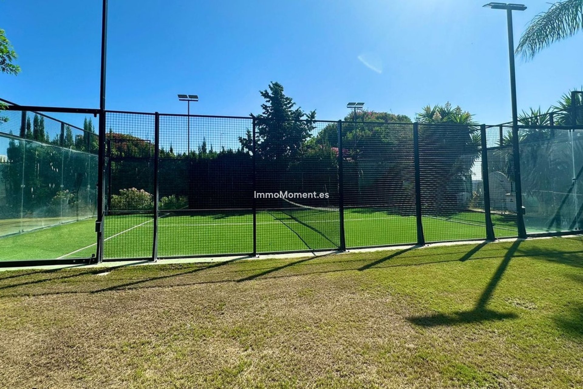 Resale - Villa - Marbella - Nueva Andalucía